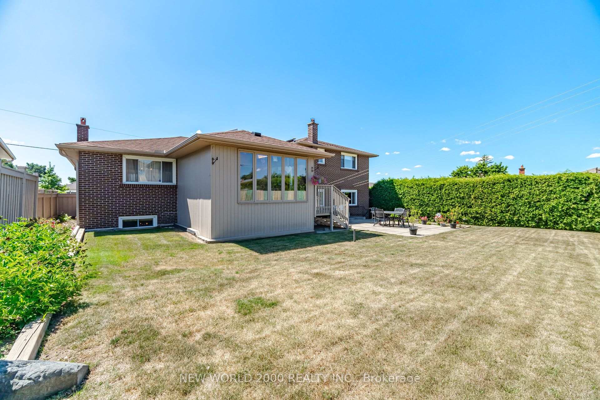 Photo 44 of 48 Clair Road, North York, Glenfield-Jane Heights — HOMEH