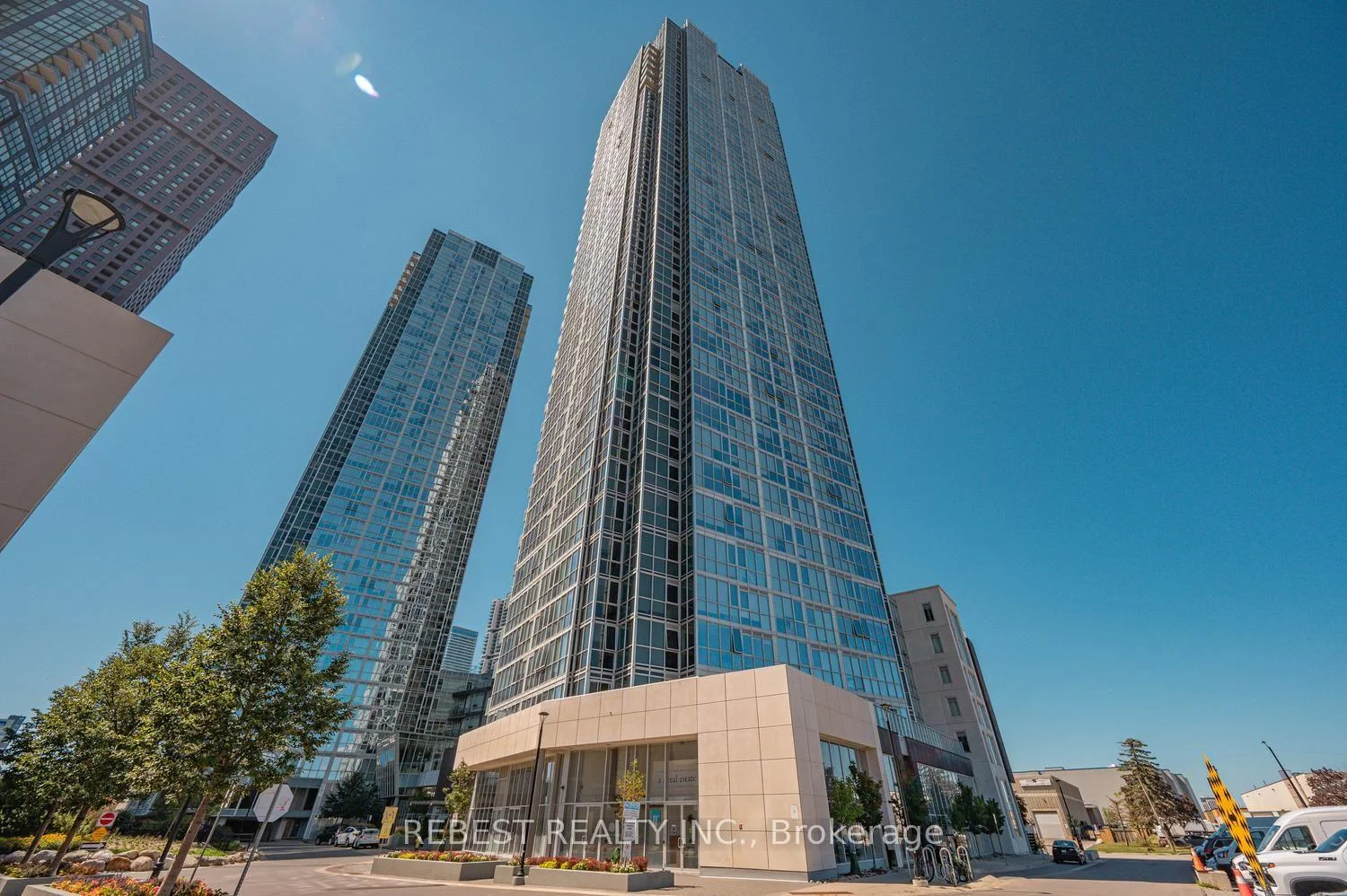 Photo 6 of Unit 3608, 2908 Highway 7 Road, Vaughan, Concord — HOMEH