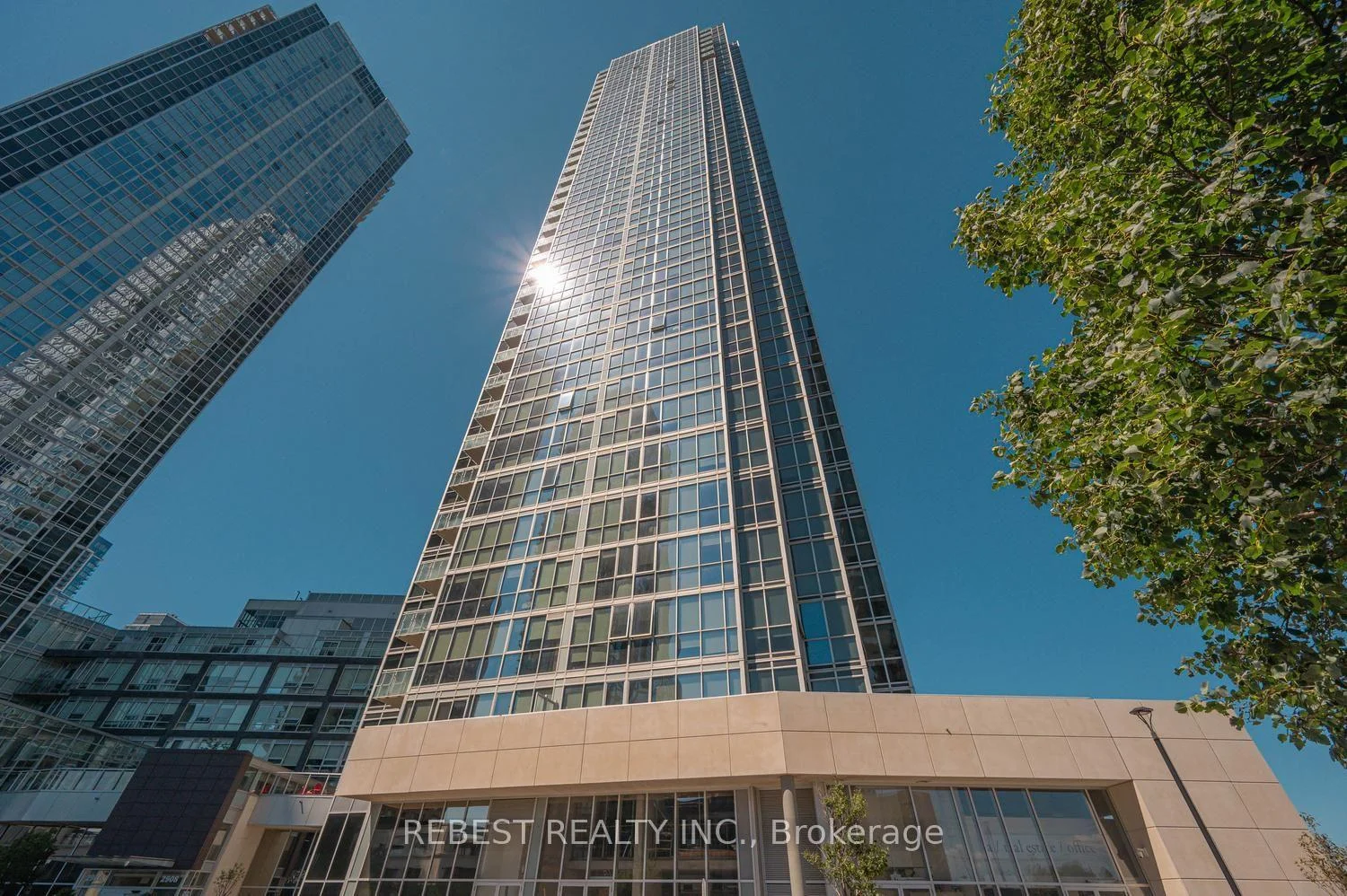 Photo 8 of Unit 3608, 2908 Highway 7 Road, Vaughan, Concord — HOMEH