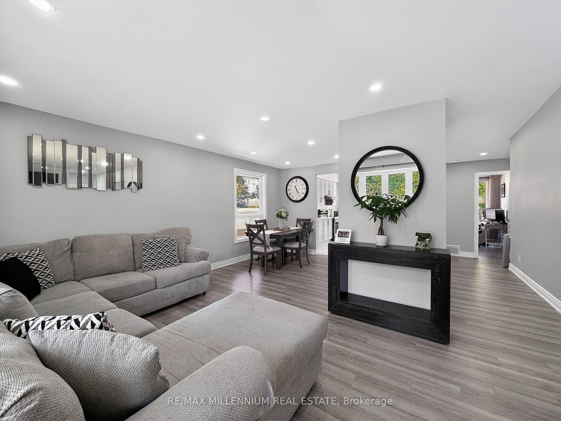 Photo 5 of 19 Cardwell Street, Orangeville — HOMEH
