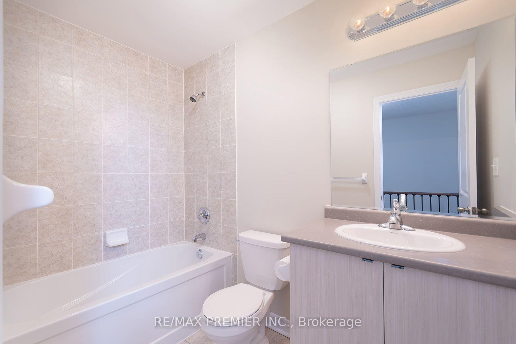 Photo 20 of 116 Finegan Circle, Brampton, Northwest Brampton — HOMEH