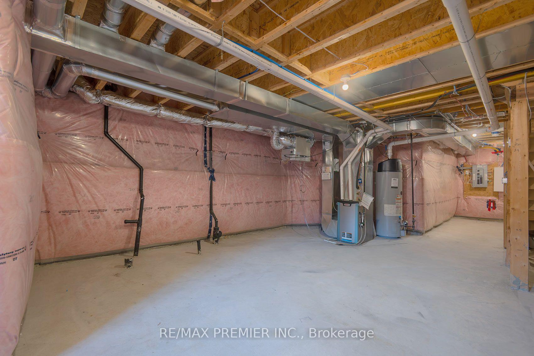 Photo 21 of 116 Finegan Circle, Brampton, Northwest Brampton — HOMEH