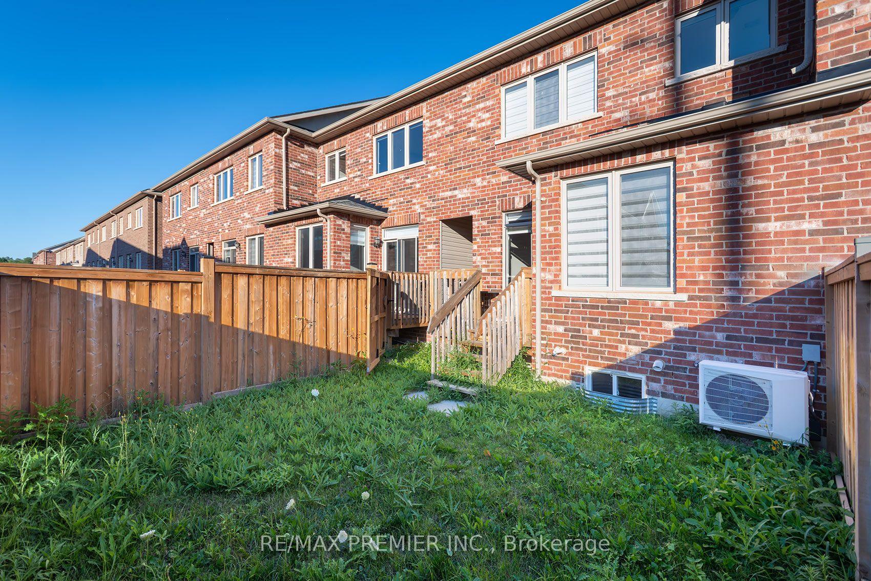 Photo 26 of 116 Finegan Circle, Brampton, Northwest Brampton — HOMEH