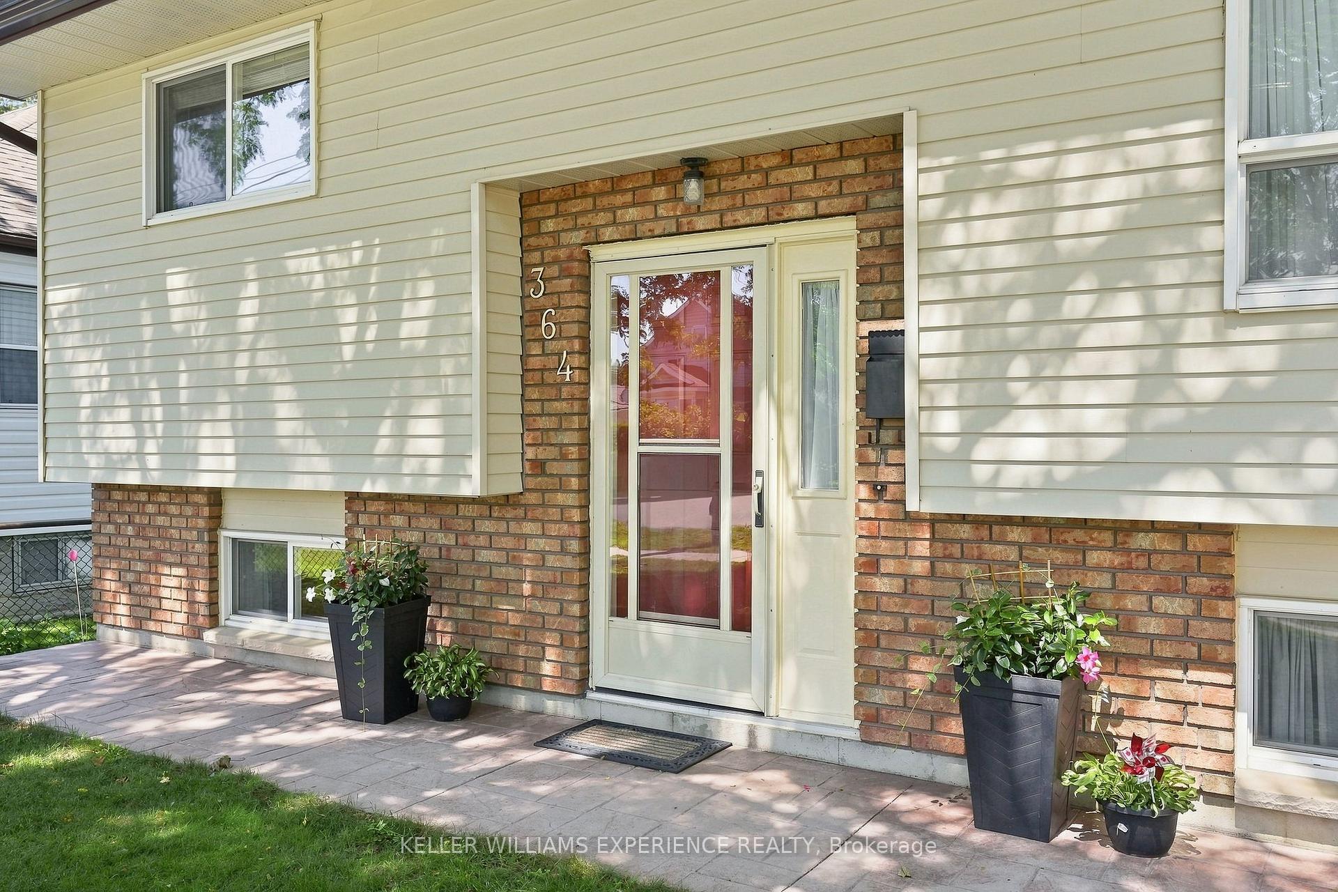 Photo 5 of 364 Mary Street, Orillia — HOMEH