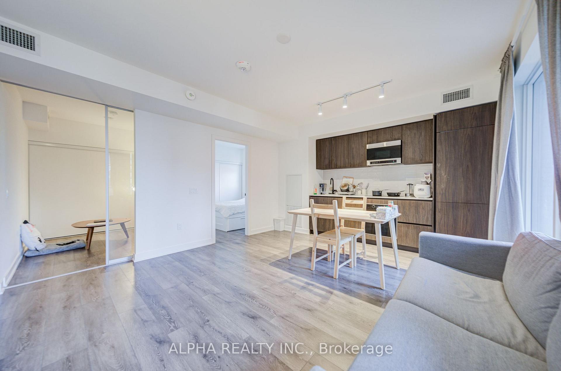 Photo 18 of Unit 515, 117 Broadway Avenue, Toronto, Mount Pleasant West — HOMEH