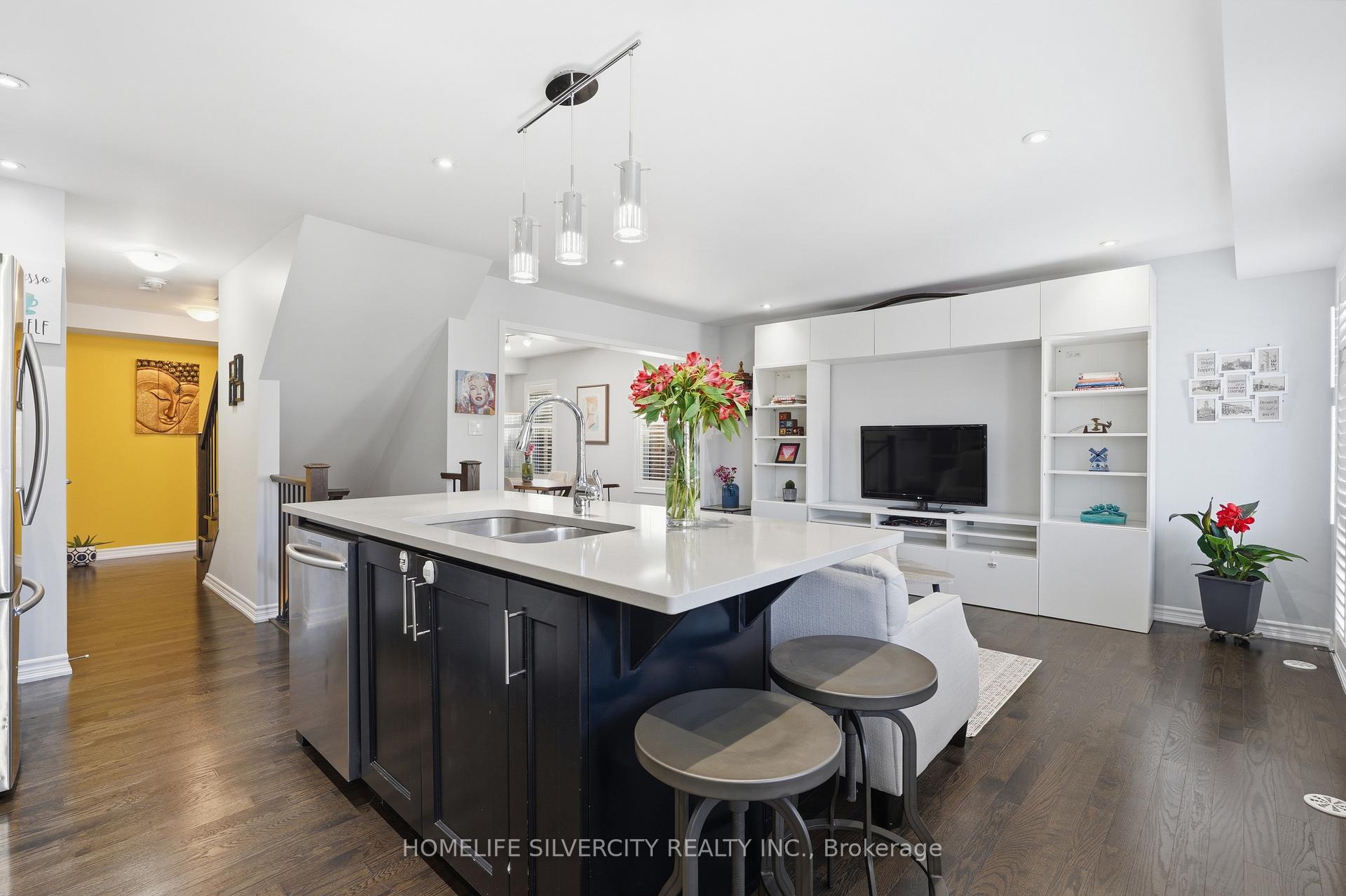Photo 13 of 3085 Mistletoe Gardens, Oakville, Glenorchy — HOMEH