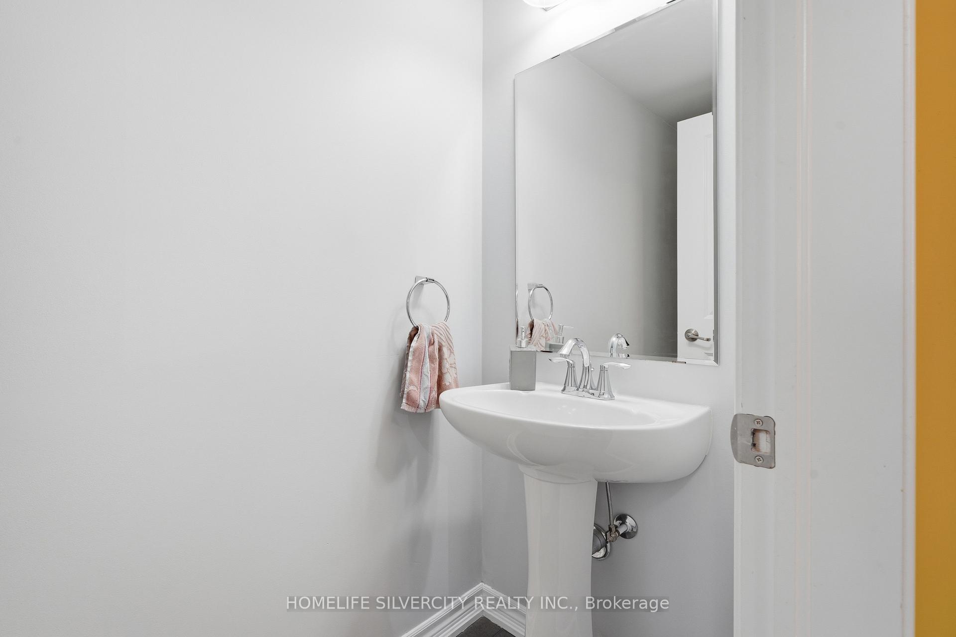 Photo 21 of 3085 Mistletoe Gardens, Oakville, Glenorchy — HOMEH