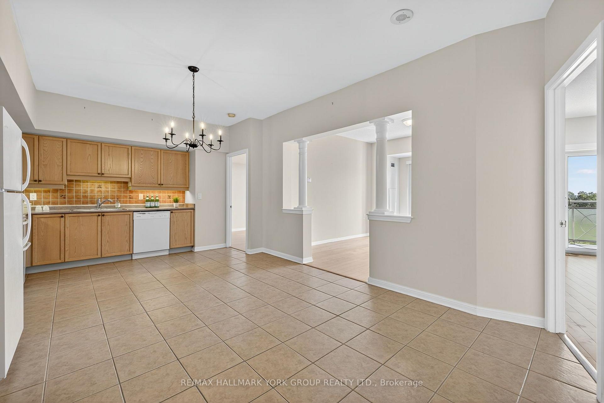 Photo 9 of Unit 509, 2500 Rutherford Road, Vaughan, Maple — HOMEH
