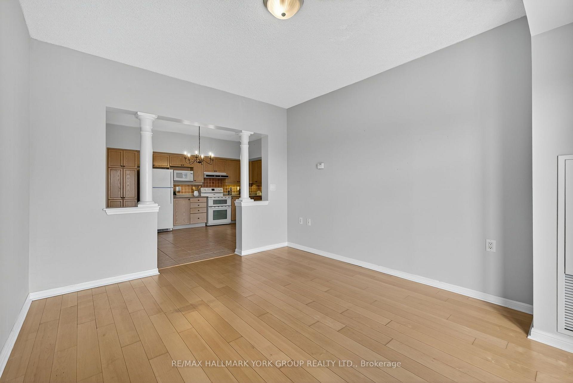 Photo 21 of Unit 509, 2500 Rutherford Road, Vaughan, Maple — HOMEH