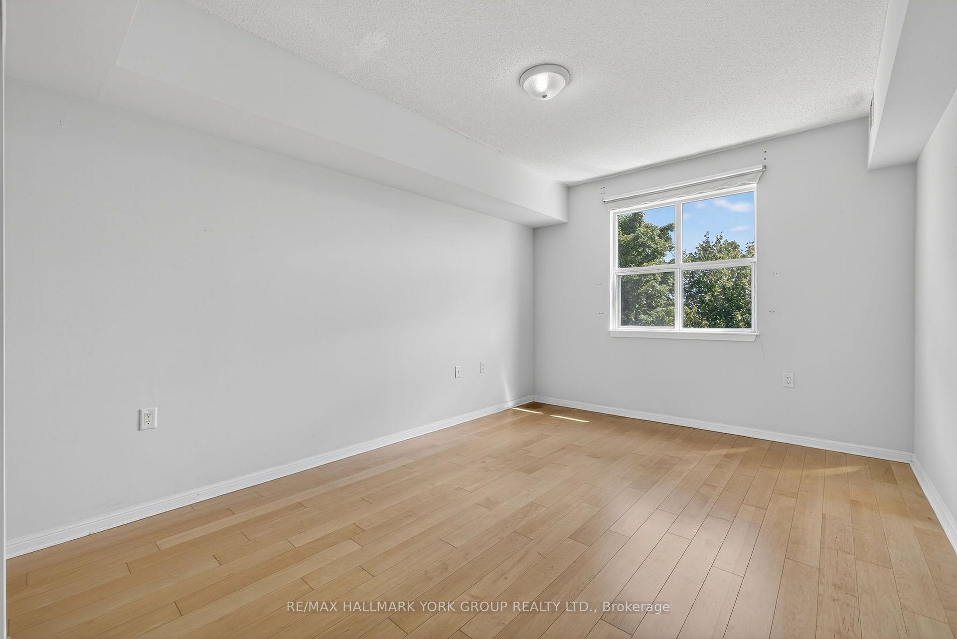 Photo 26 of Unit 509, 2500 Rutherford Road, Vaughan, Maple — HOMEH