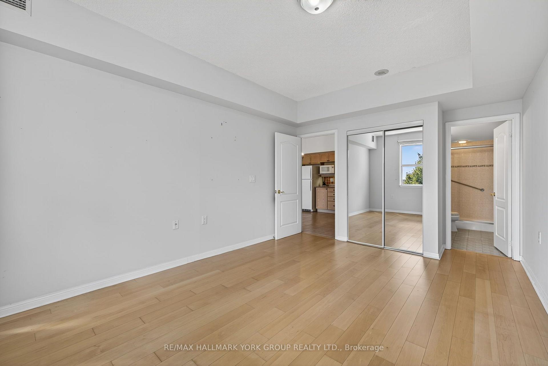 Photo 27 of Unit 509, 2500 Rutherford Road, Vaughan, Maple — HOMEH