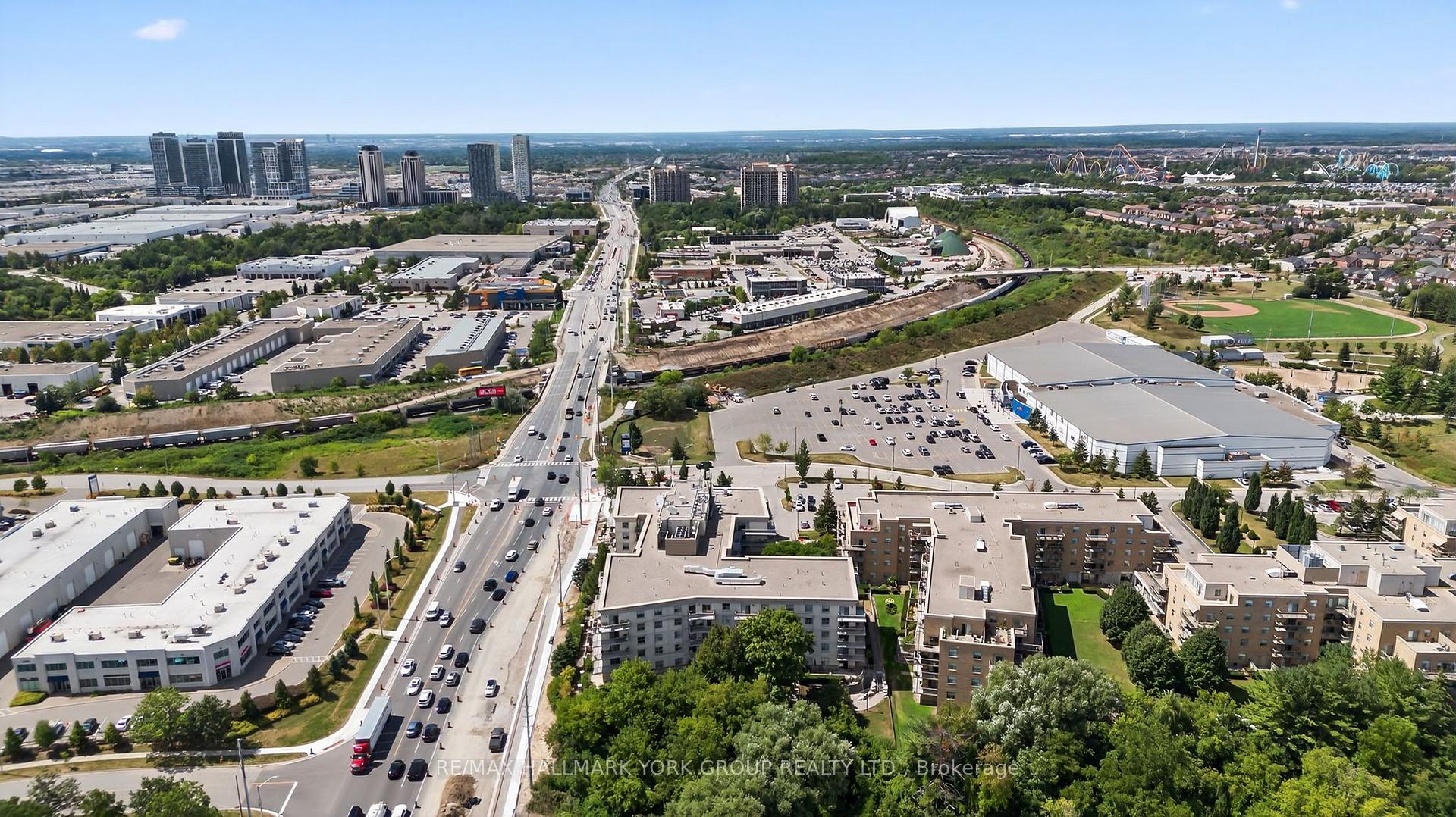 Photo 44 of Unit 509, 2500 Rutherford Road, Vaughan, Maple — HOMEH
