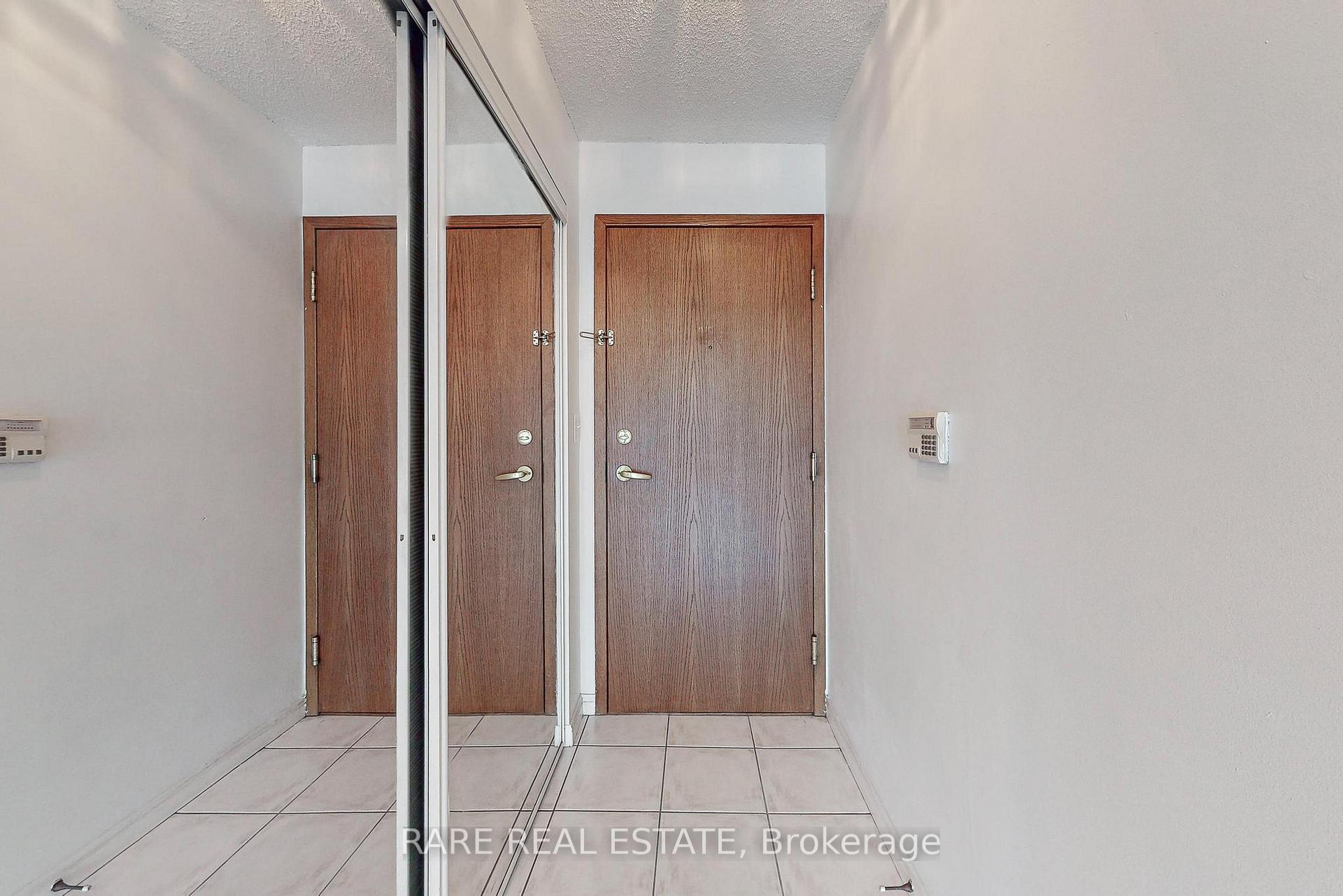 Photo 25 of Unit 1016, 11 Lee Centre Drive, Scarborough, Woburn — HOMEH
