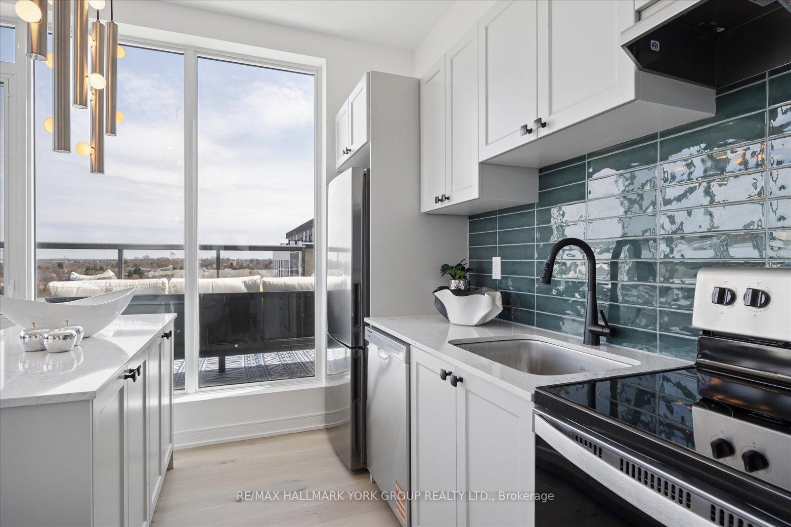 Photo 18 of Unit 1503, 705 Davis Drive, Newmarket, Huron Heights-Leslie Valley — HOMEH