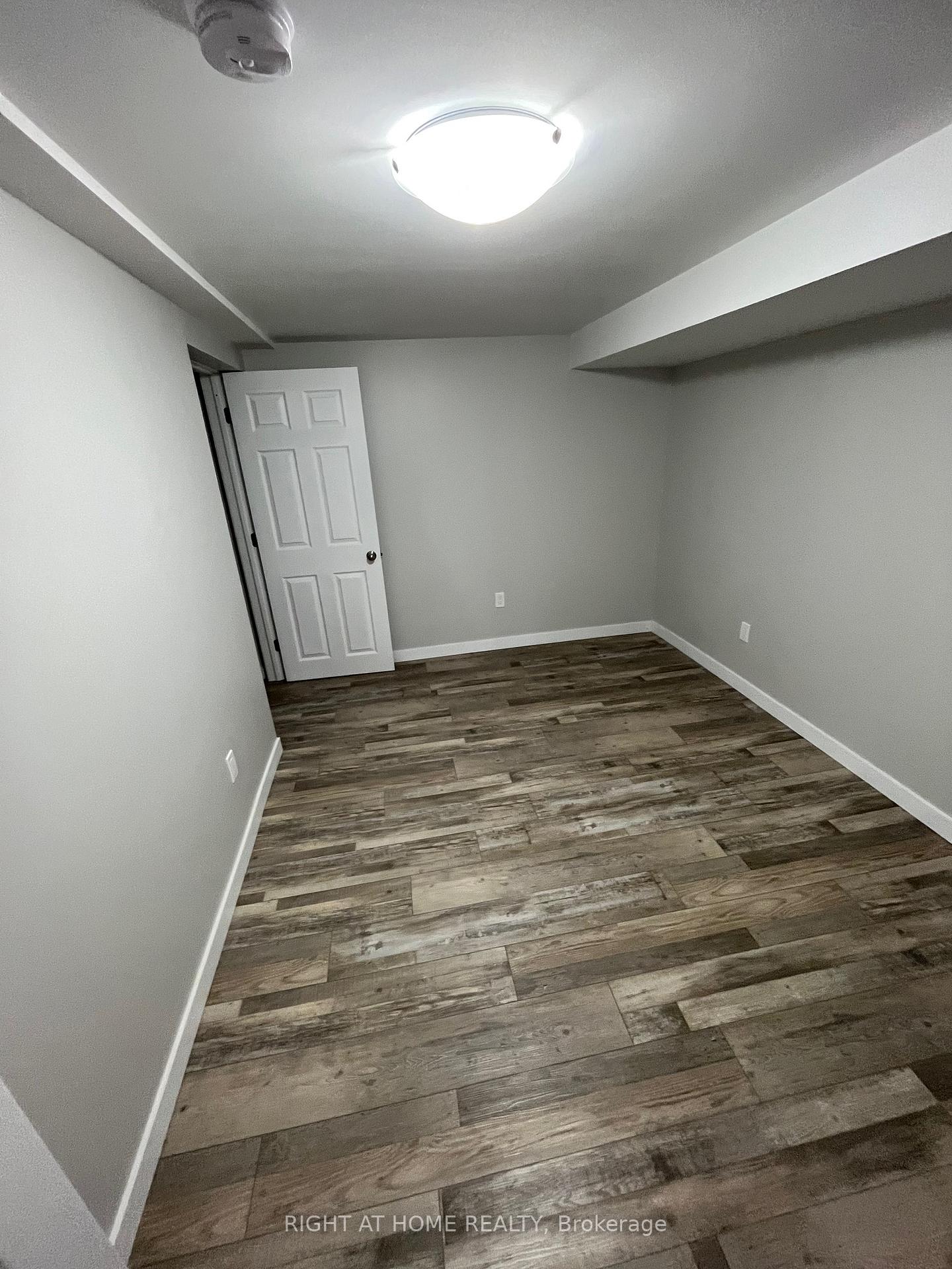 Photo 30 of 6 Bardadyn Court, St. Catharines, Lakeport — HOMEH
