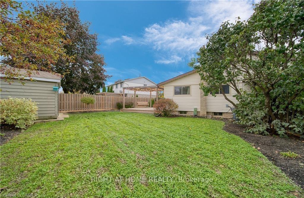 Photo 34 of 6 Bardadyn Court, St. Catharines, Lakeport — HOMEH