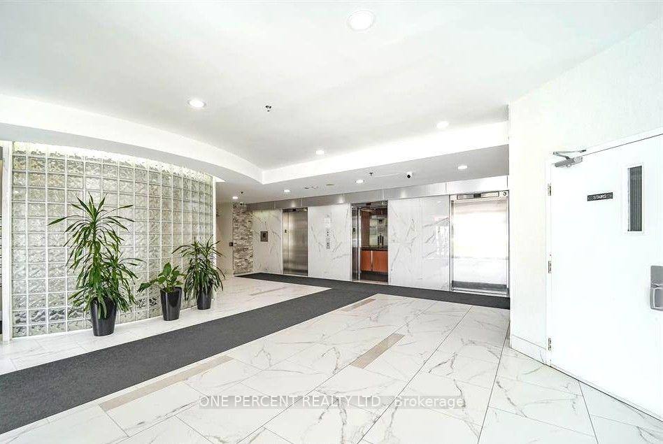 Photo 4 of Unit 402, 2550 Lawrence Avenue E, Scarborough, Dorset Park — HOMEH