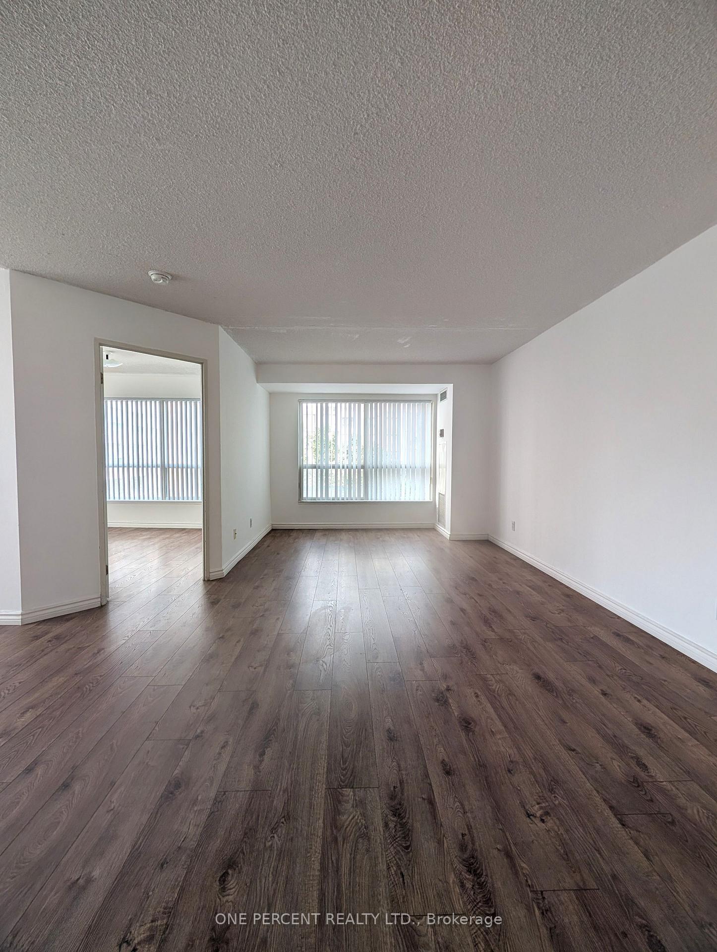 Photo 10 of Unit 402, 2550 Lawrence Avenue E, Scarborough, Dorset Park — HOMEH