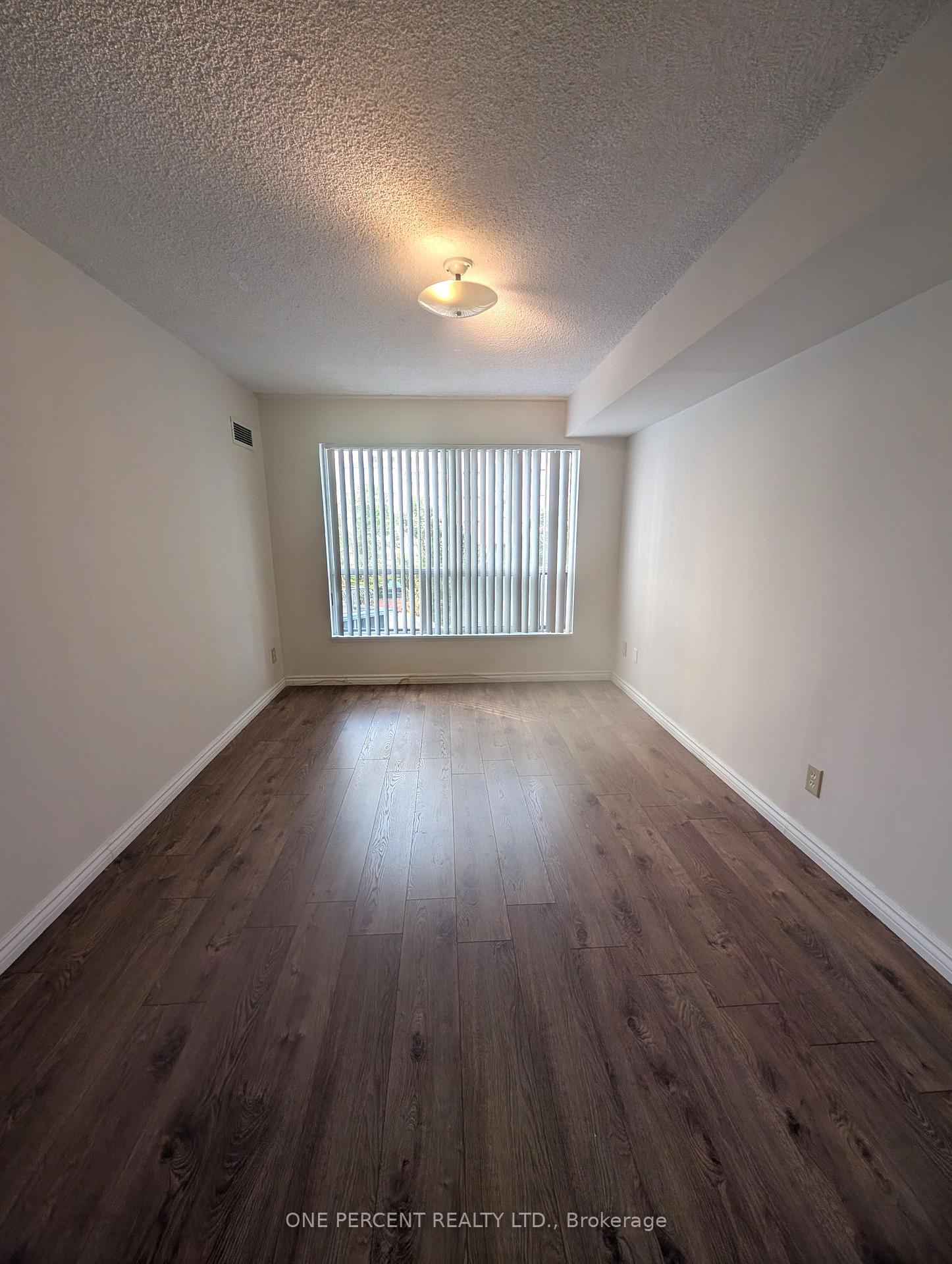 Photo 13 of Unit 402, 2550 Lawrence Avenue E, Scarborough, Dorset Park — HOMEH