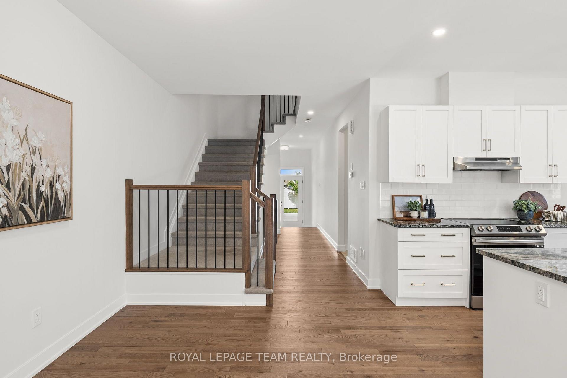 Photo 22 of 53 Mac Beattie Drive, Arnprior, Arnprior — HOMEH