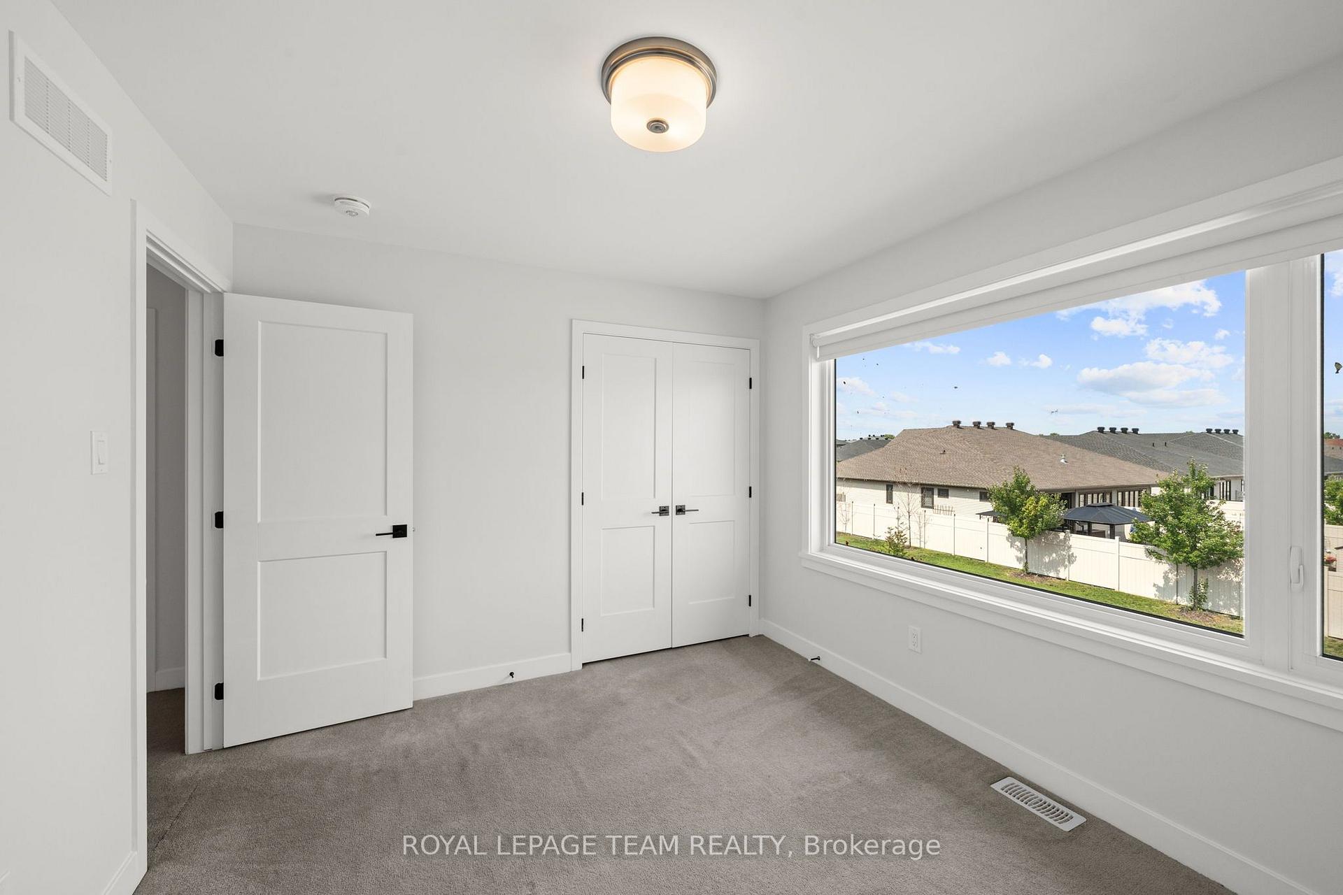 Photo 40 of 53 Mac Beattie Drive, Arnprior, Arnprior — HOMEH