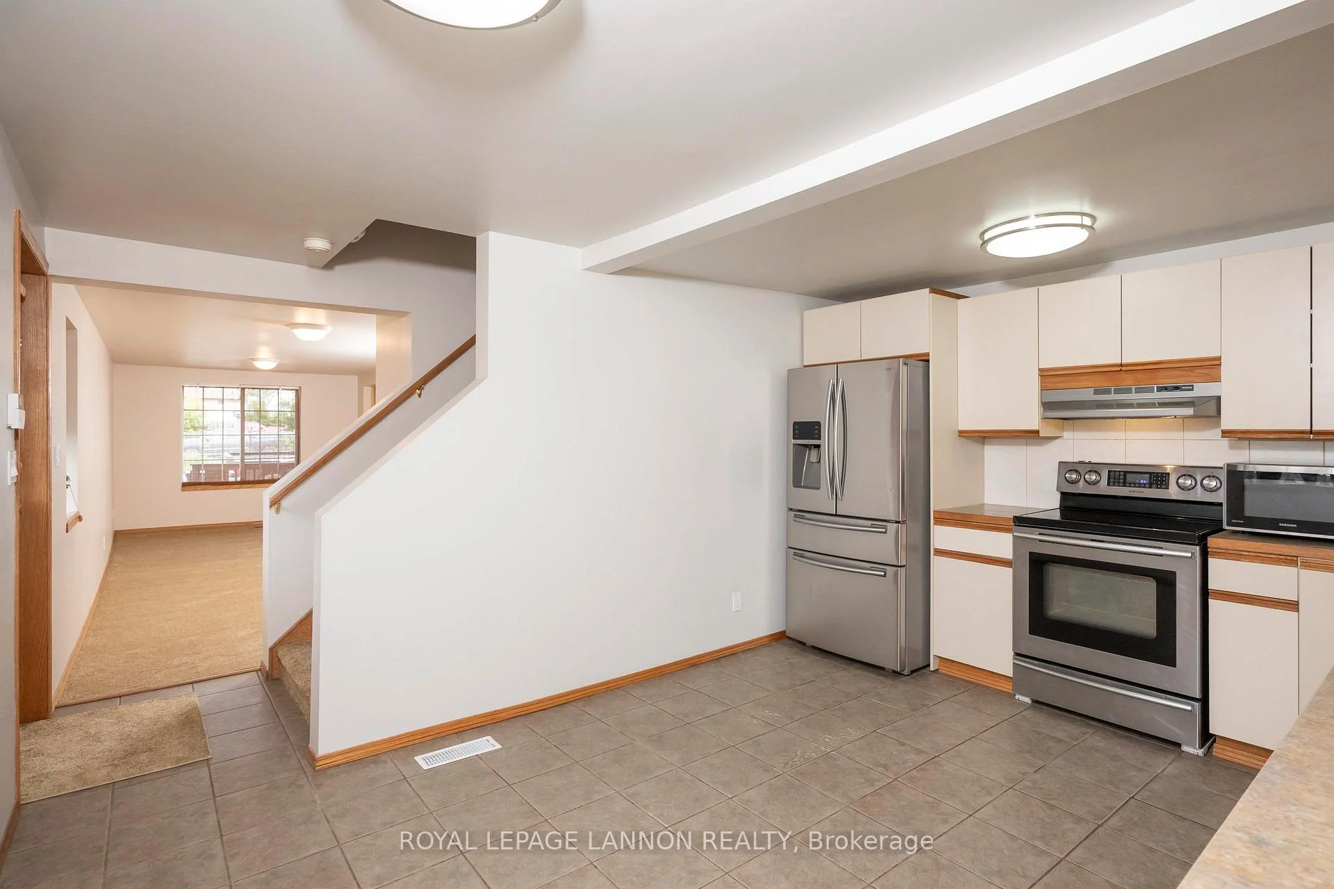 Photo 8 of 127 Court St S, Thunder Bay, Court / Cumberland — HOMEH