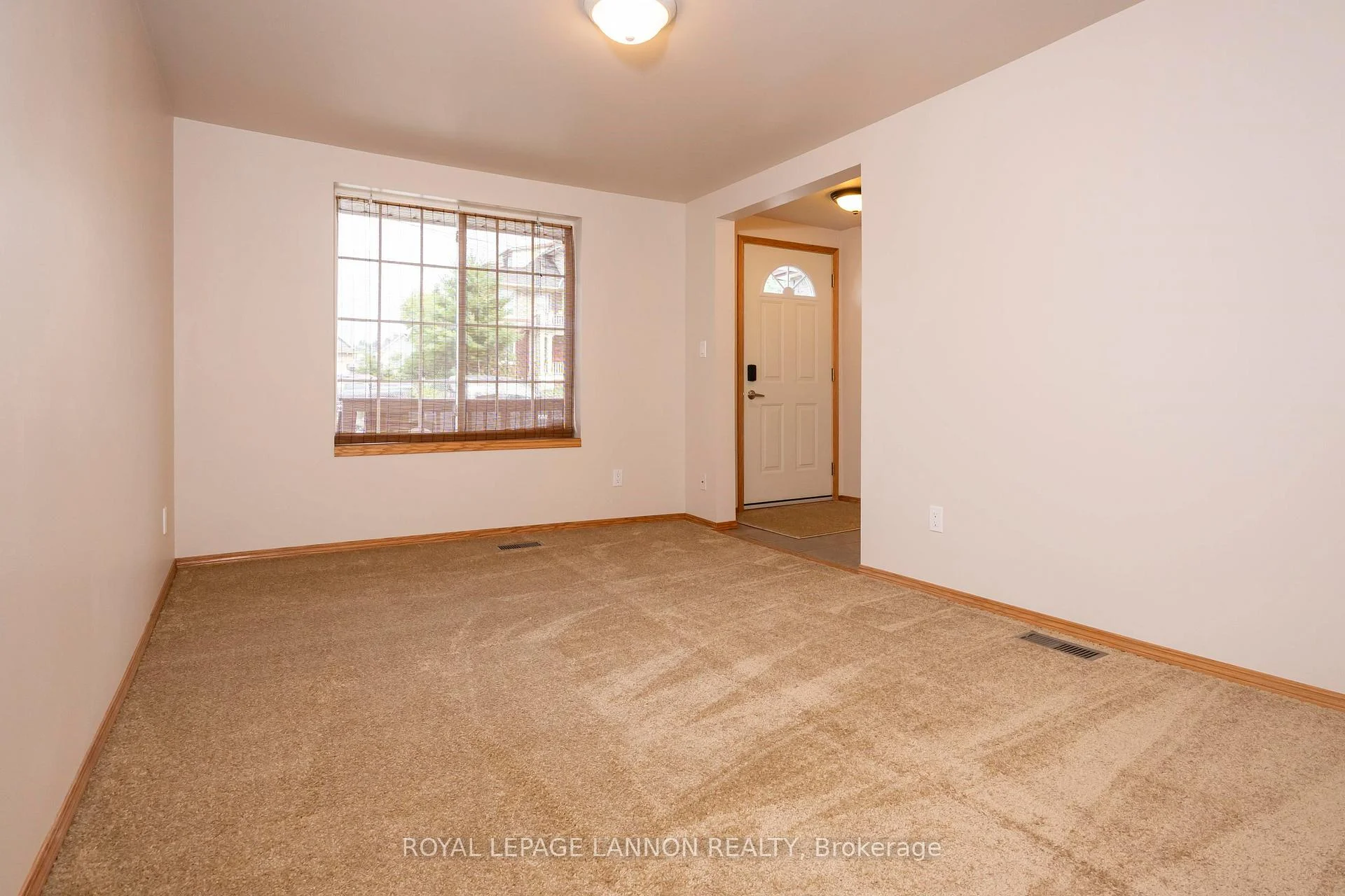 Photo 11 of 127 Court St S, Thunder Bay, Court / Cumberland — HOMEH