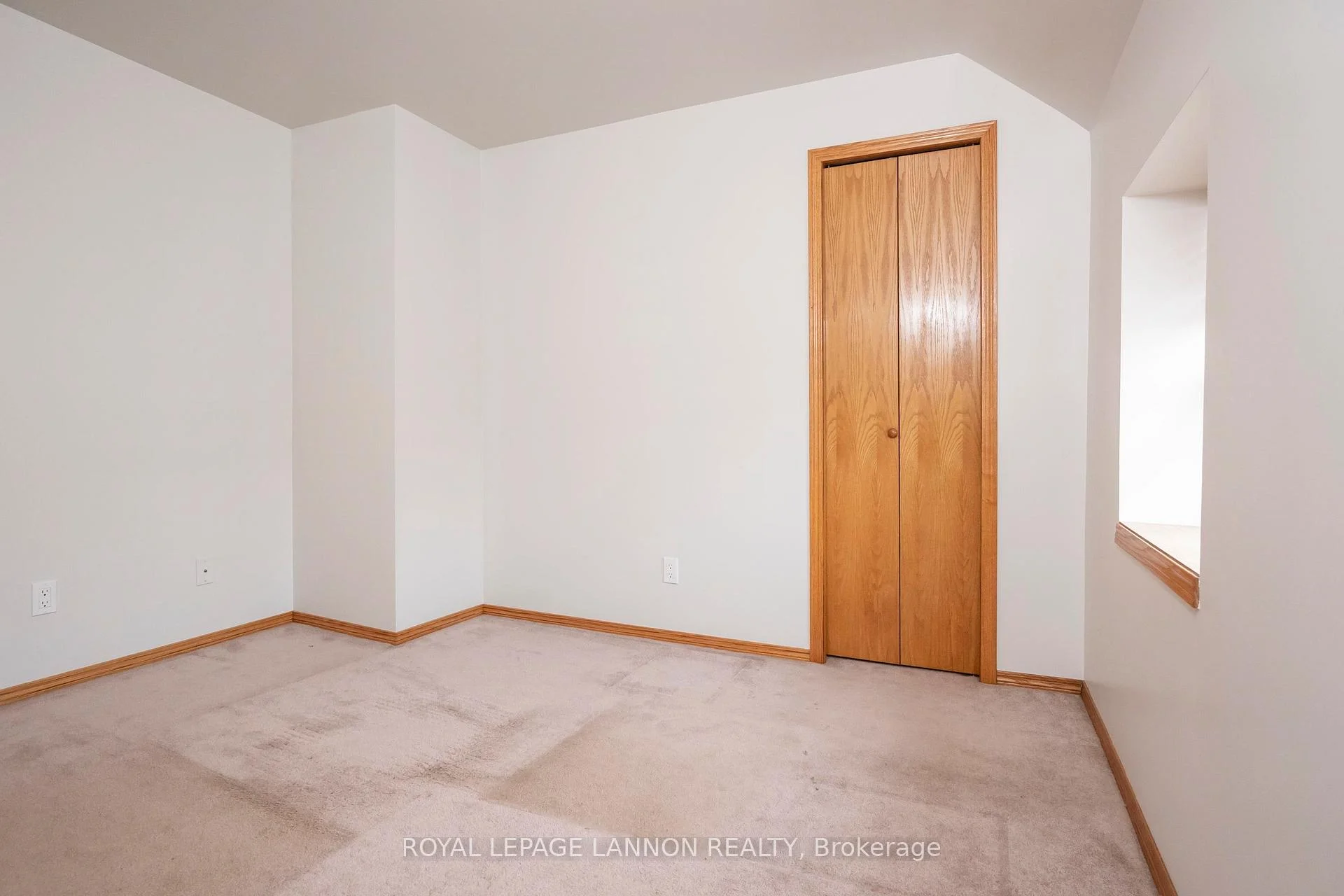 Photo 19 of 127 Court St S, Thunder Bay, Court / Cumberland — HOMEH