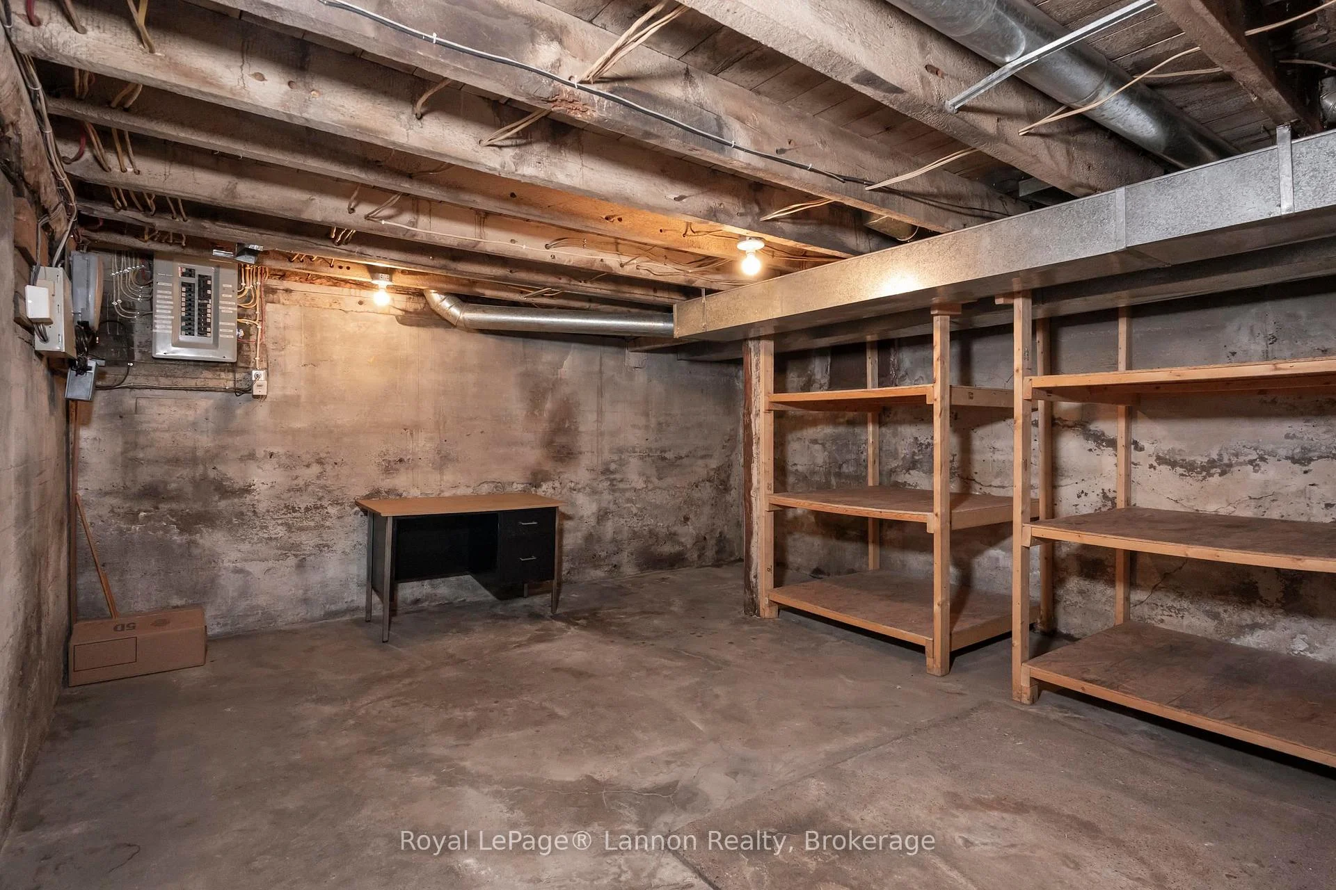 Photo 31 of 127 Court St S, Thunder Bay, Court / Cumberland — HOMEH