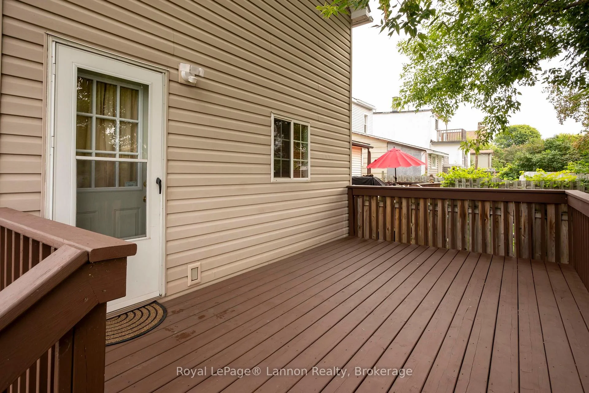 Photo 32 of 127 Court St S, Thunder Bay, Court / Cumberland — HOMEH