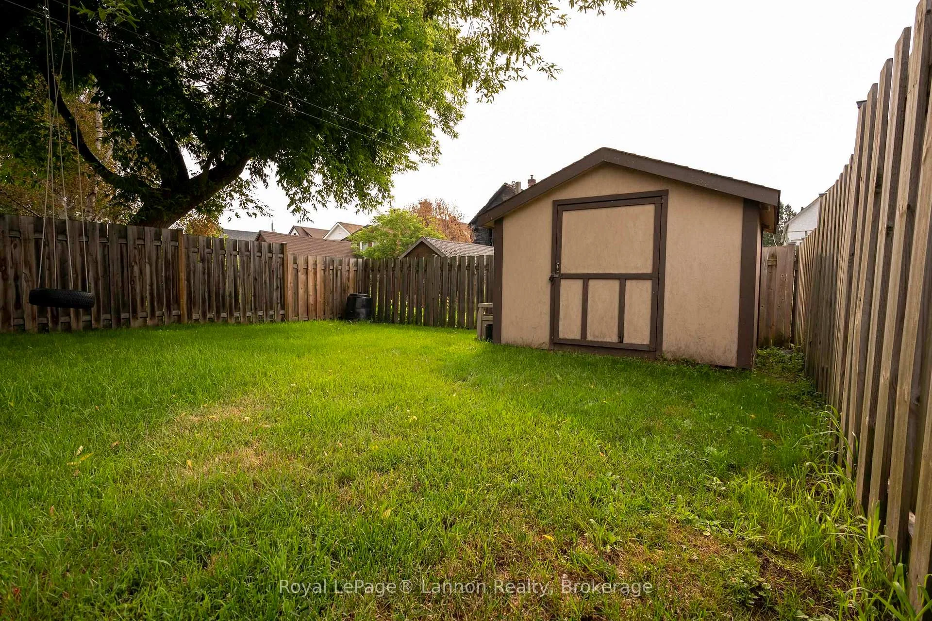 Photo 35 of 127 Court St S, Thunder Bay, Court / Cumberland — HOMEH