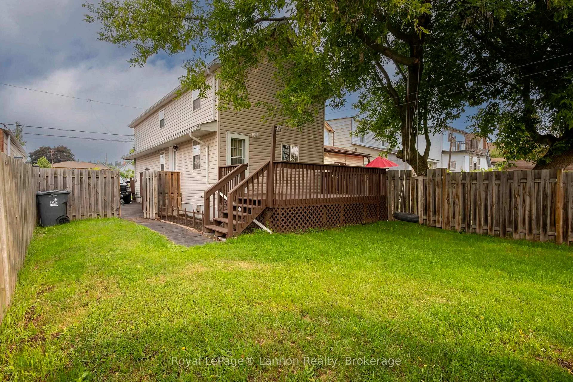 Photo 36 of 127 Court St S, Thunder Bay, Court / Cumberland — HOMEH