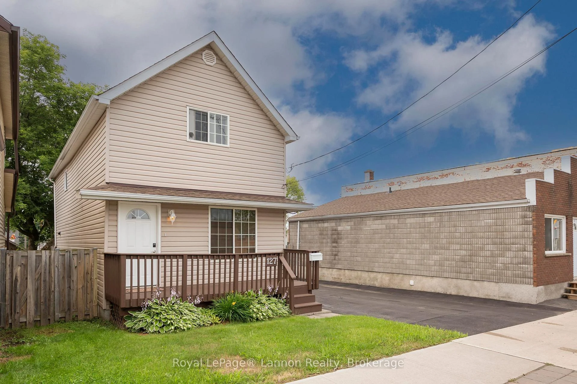Photo 39 of 127 Court St S, Thunder Bay, Court / Cumberland — HOMEH