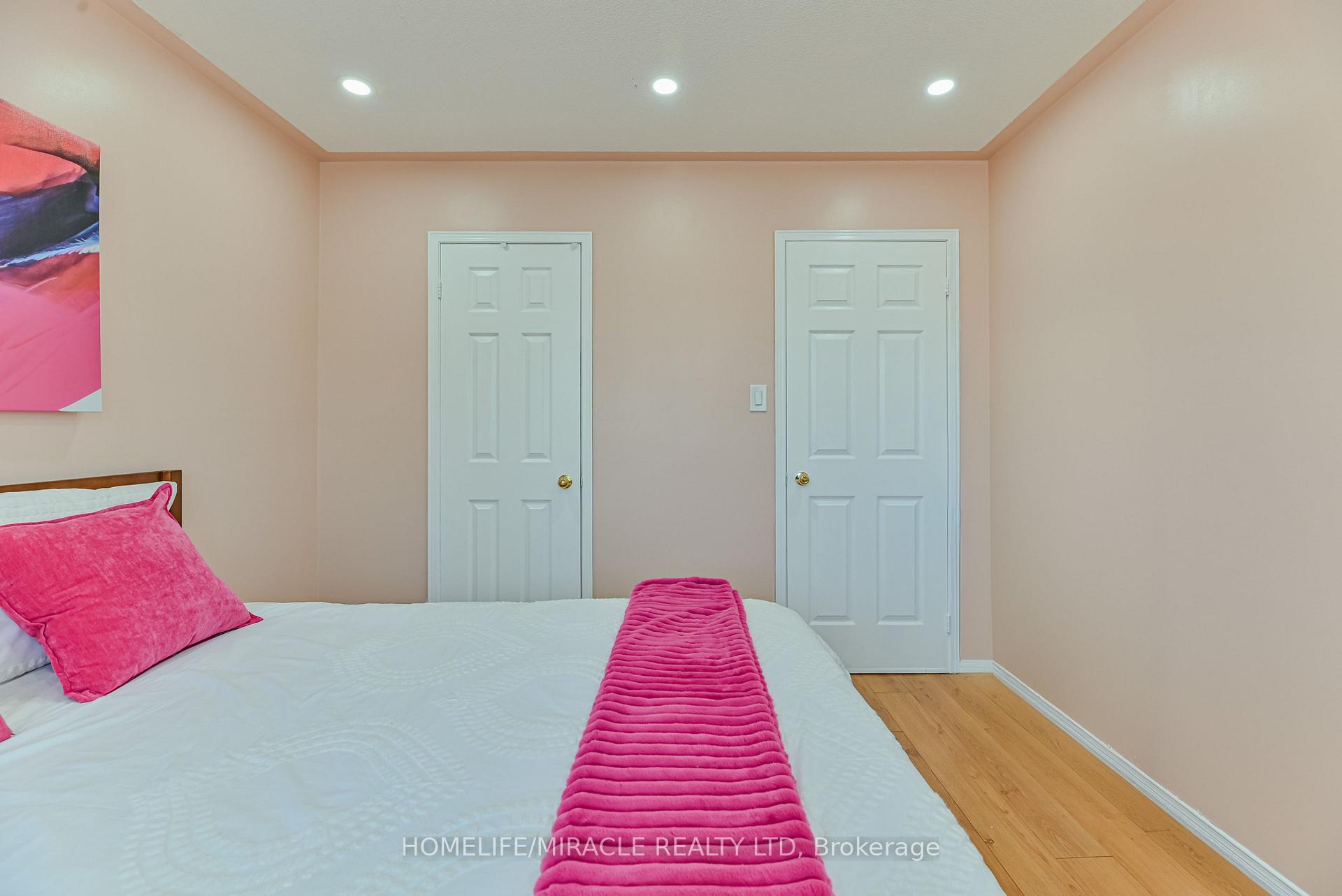 Photo 13 of 36 Letty Avenue, Brampton, Fletcher's West — HOMEH