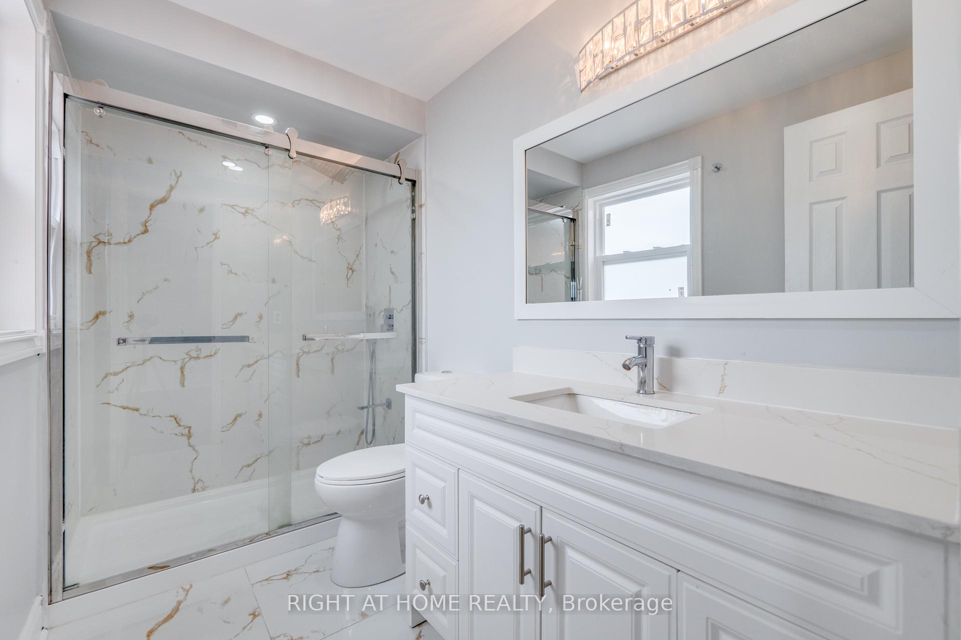 Photo 22 of 34 Meadowlark Drive, Brampton, Fletcher's Creek South — HOMEH