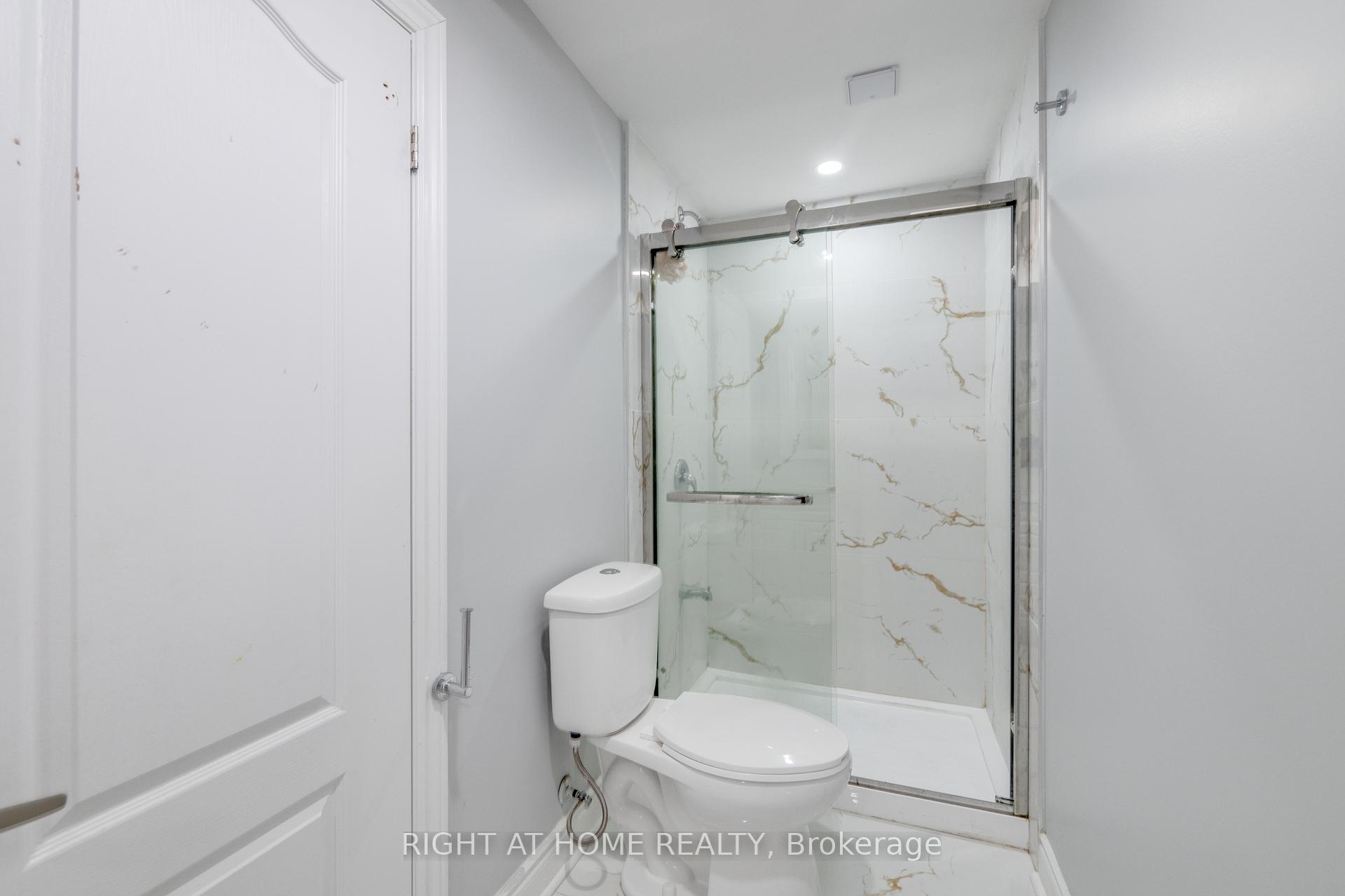 Photo 38 of 34 Meadowlark Drive, Brampton, Fletcher's Creek South — HOMEH