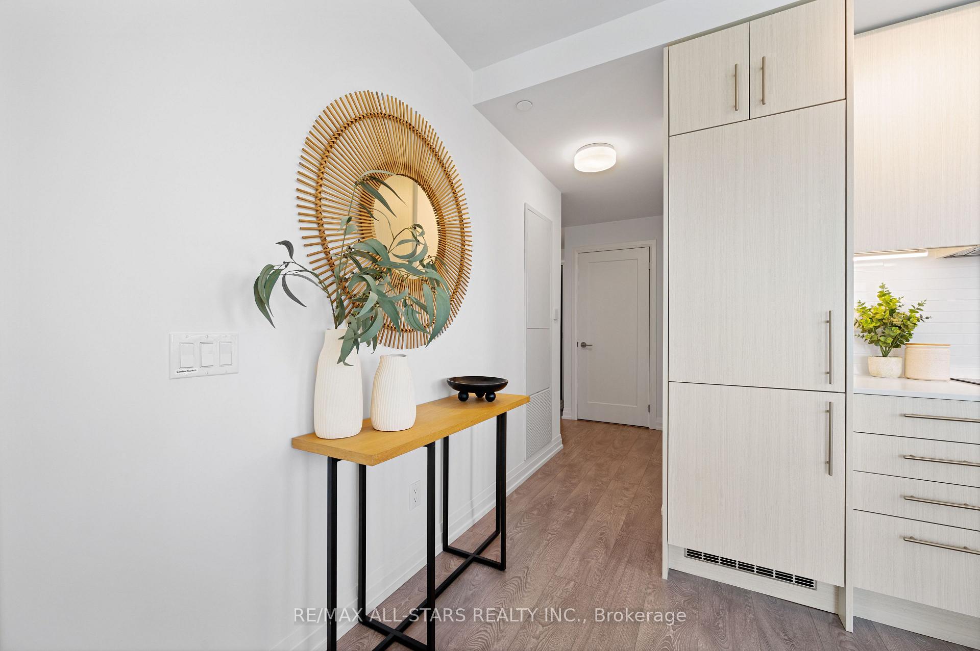 Photo 10 of Unit 2103, 286 Main Street, Toronto, East End-Danforth — HOMEH
