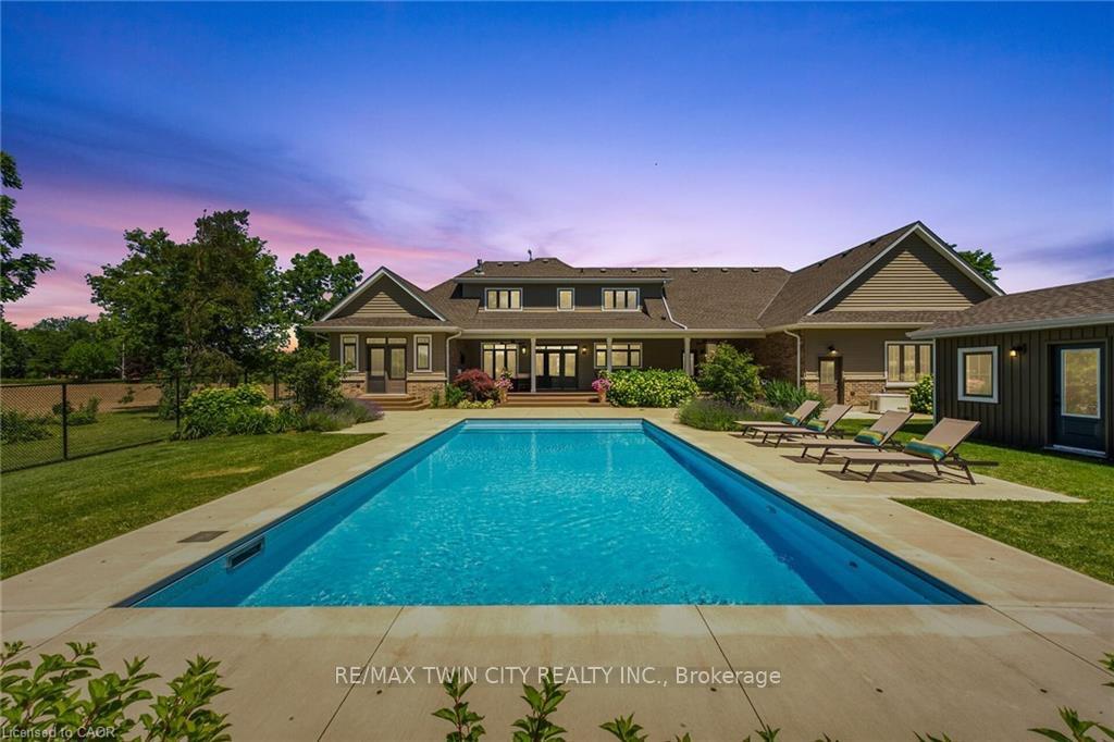 Photo 2 of 42 Parsonage Road, Hamilton, Rural Ancaster — HOMEH