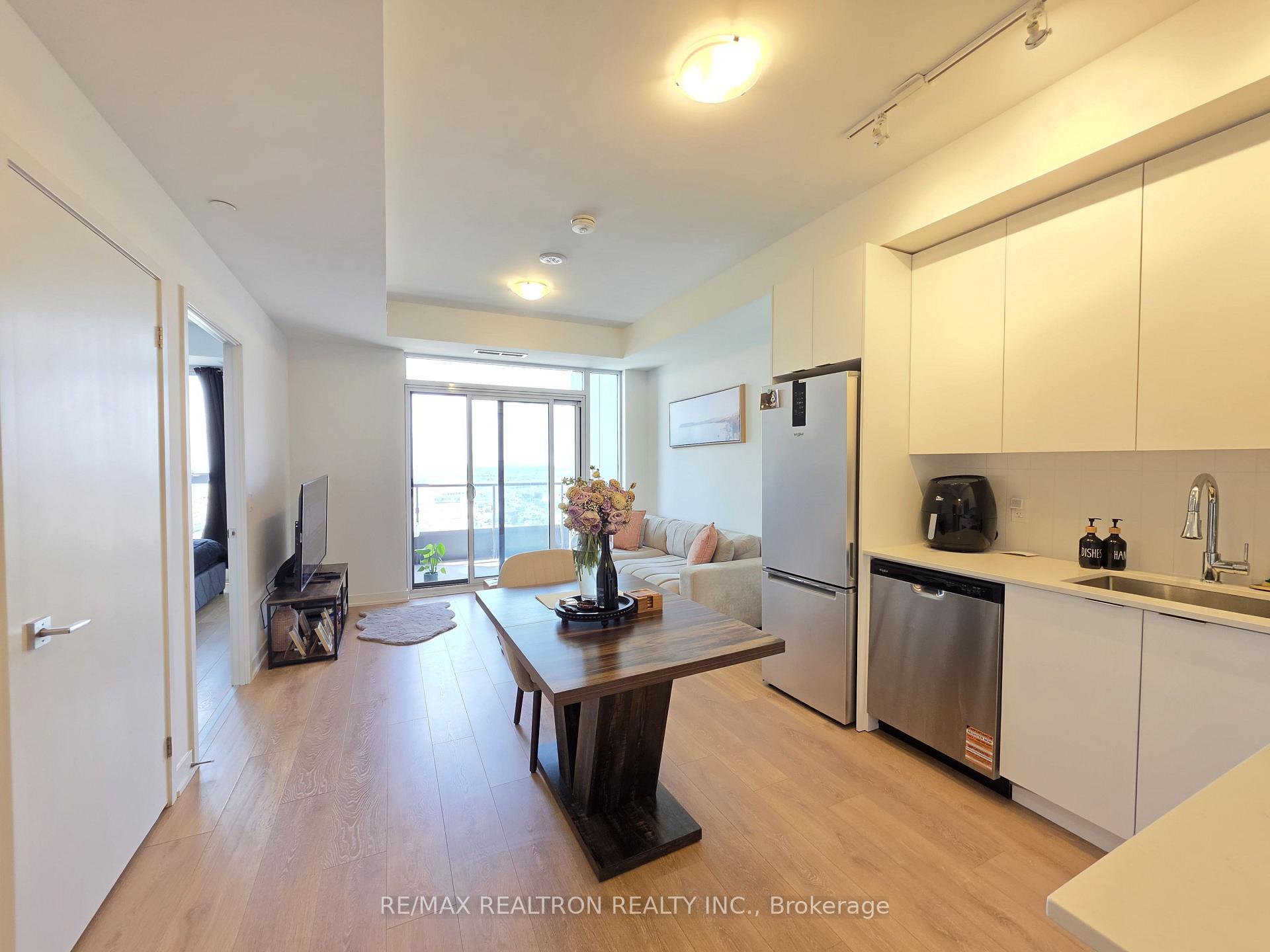 Photo 1 of Unit 2321, 10 Abeja Street, Vaughan, Concord — HOMEH
