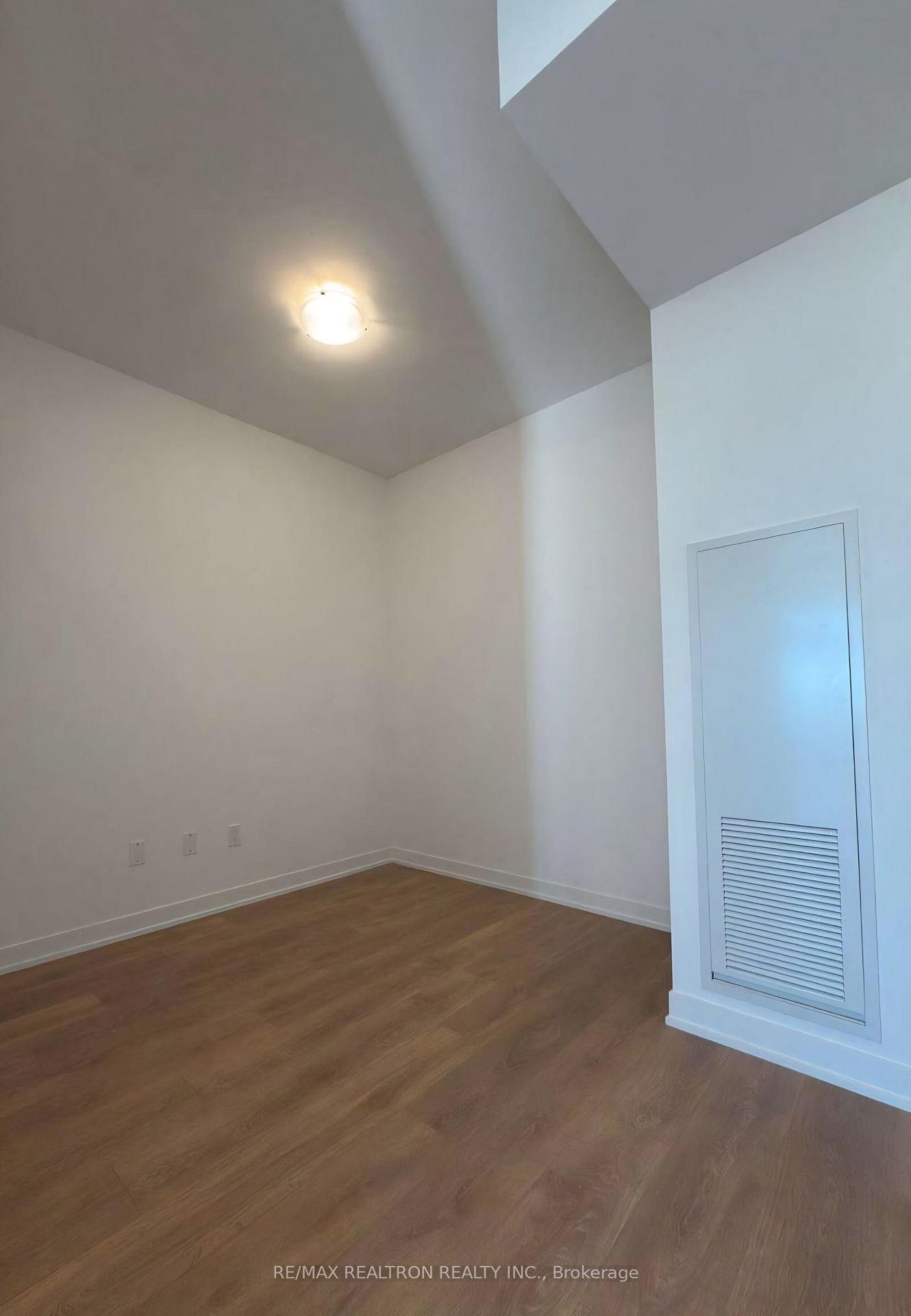 Photo 4 of Unit 2321, 10 Abeja Street, Vaughan, Concord — HOMEH