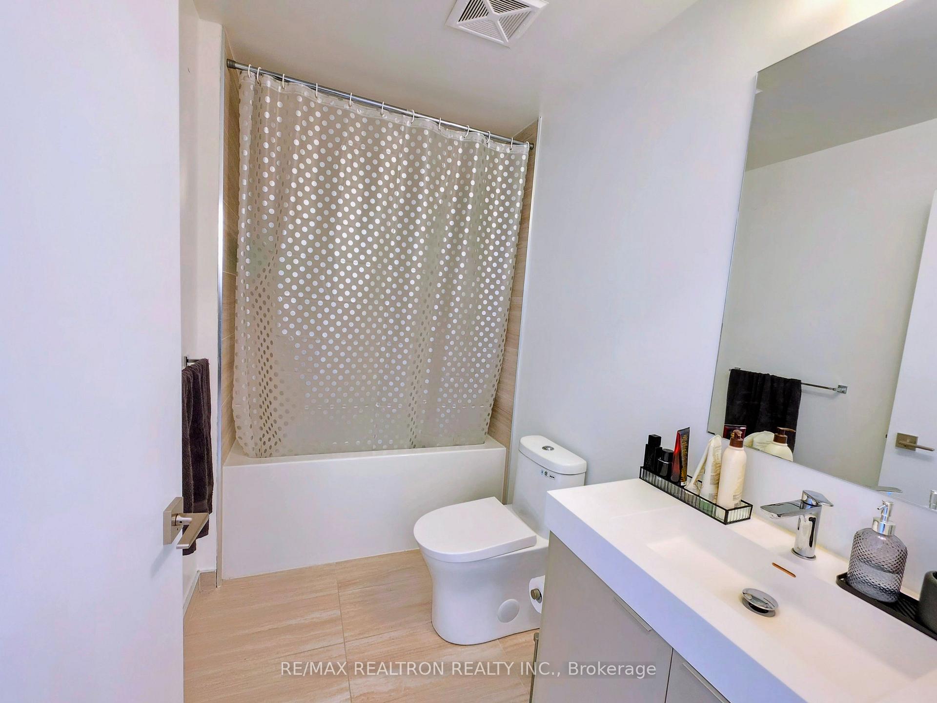 Photo 8 of Unit 2321, 10 Abeja Street, Vaughan, Concord — HOMEH
