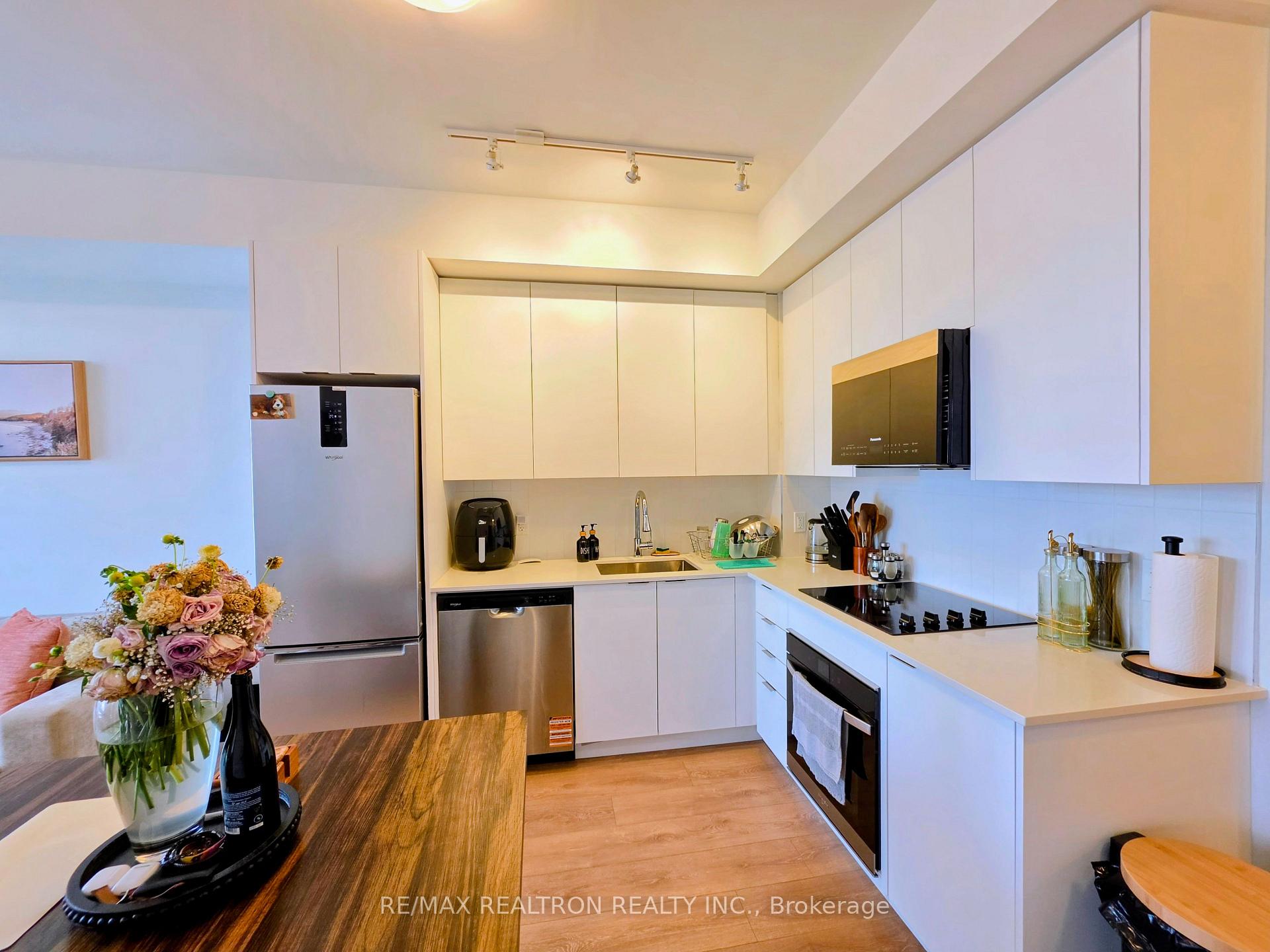 Photo 9 of Unit 2321, 10 Abeja Street, Vaughan, Concord — HOMEH
