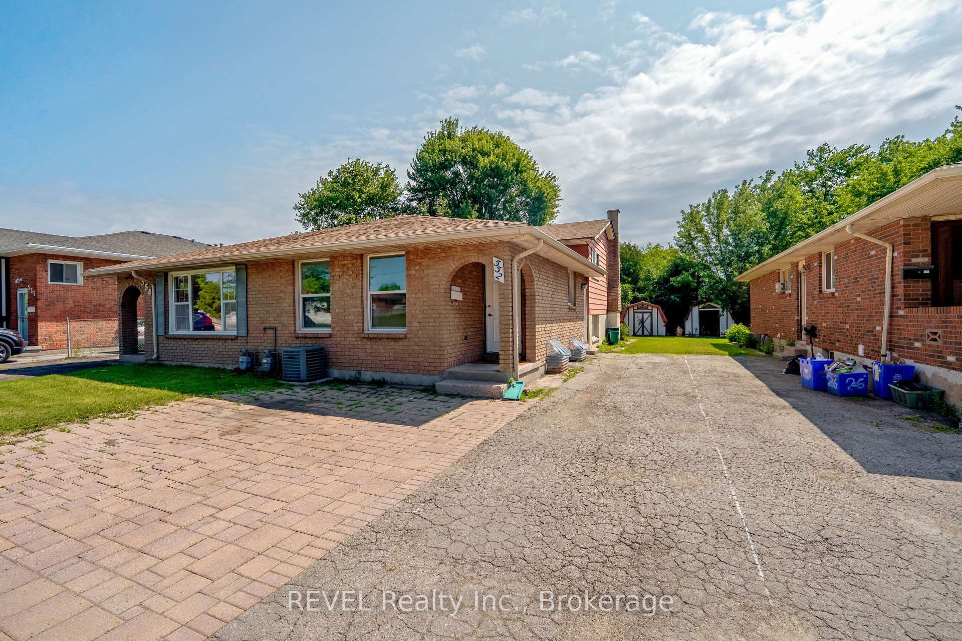 Photo 1 of 552 First Avenue, Welland, N. Welland — HOMEH
