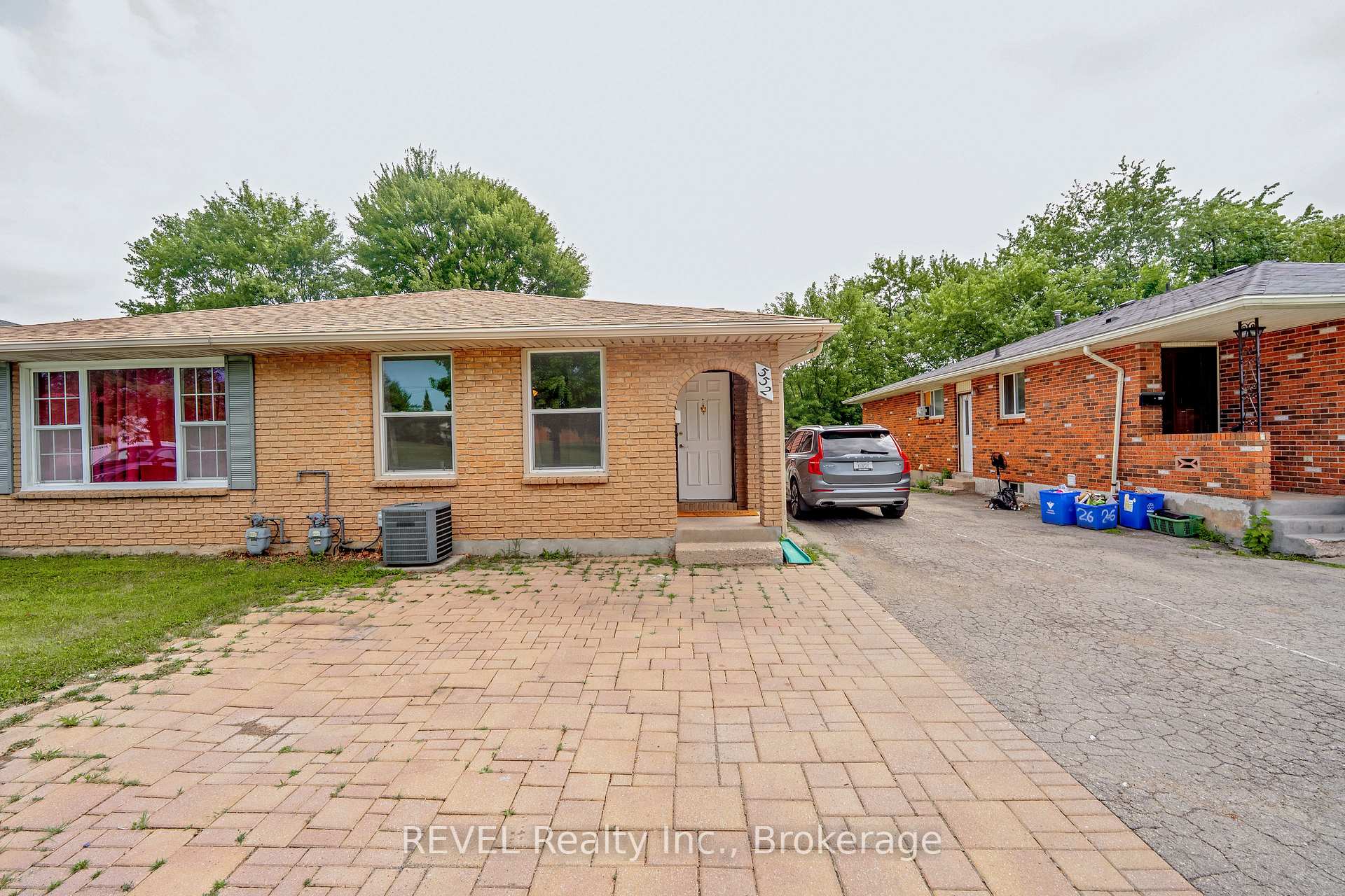 Photo 2 of 552 First Avenue, Welland, N. Welland — HOMEH