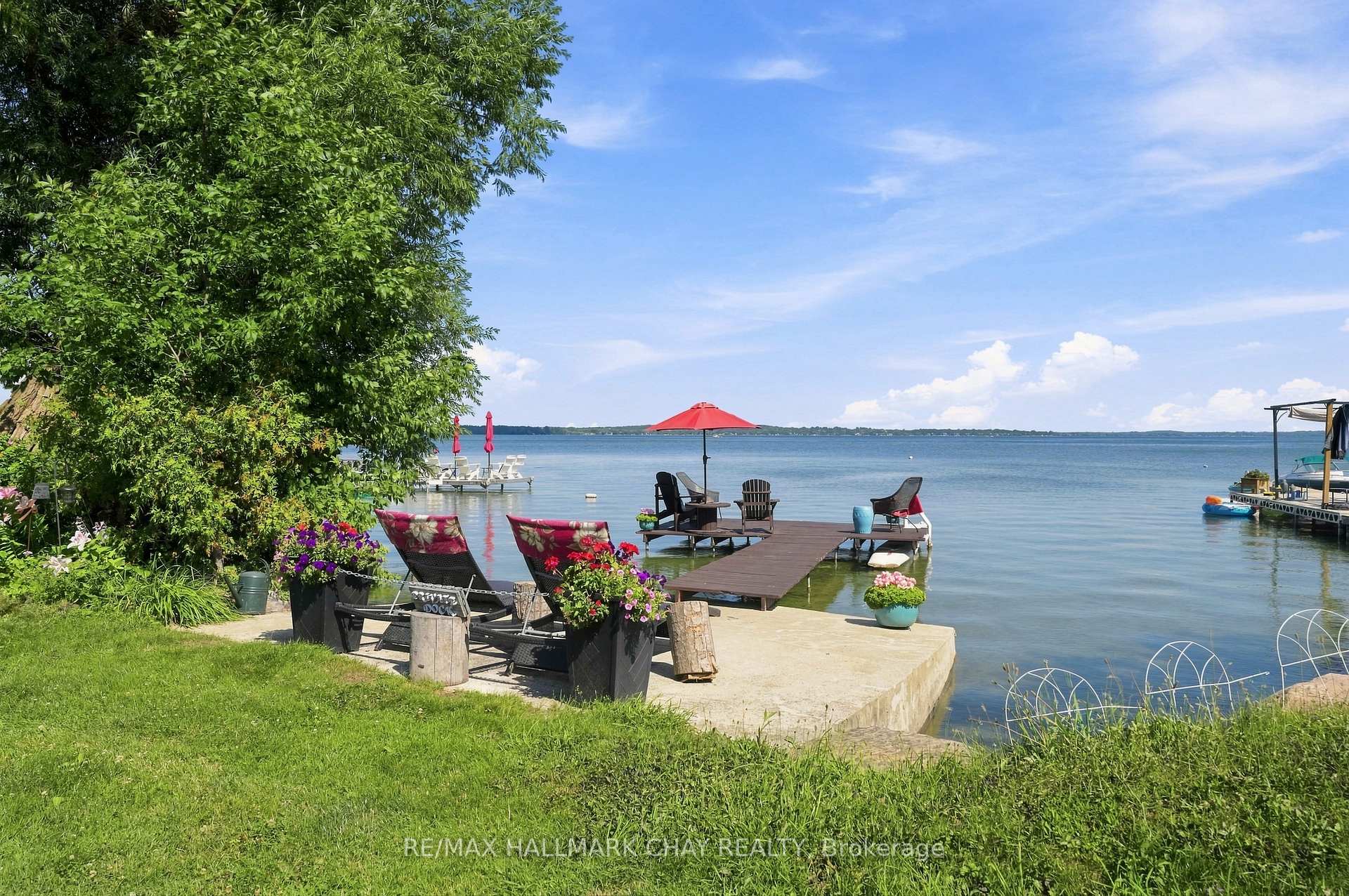 Photo 2 of 1064 Wisker Avenue, Innisfil, Rural Innisfil — HOMEH