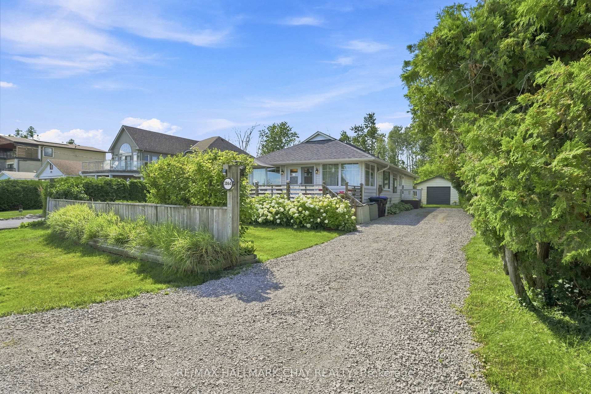 Photo 7 of 1064 Wisker Avenue, Innisfil, Rural Innisfil — HOMEH