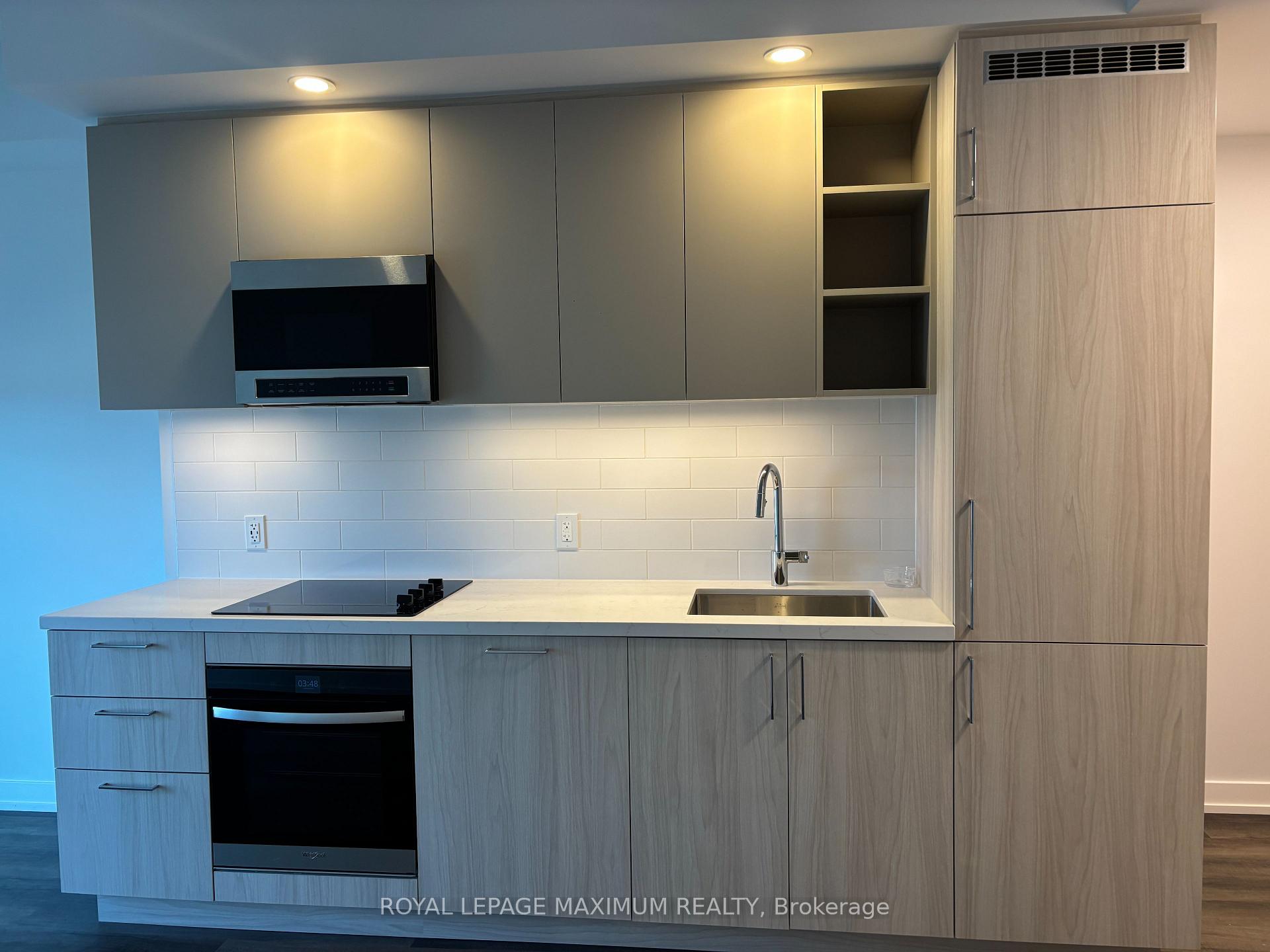 Photo 5 of Unit 1507, 2851 Highway 7 Road E, Vaughan, Vaughan Corporate Centre — HOMEH