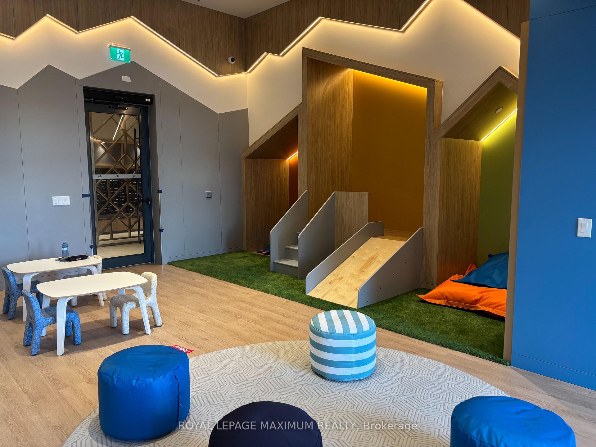 Photo 25 of Unit 1507, 2851 Highway 7 Road E, Vaughan, Vaughan Corporate Centre — HOMEH