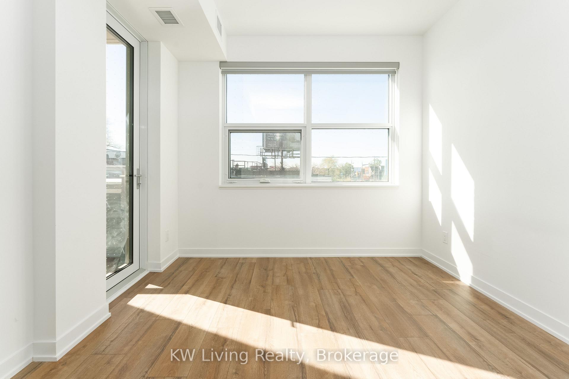 Photo 6 of Unit 109, 121 Ford Street, Toronto, Weston-Pellam Park — HOMEH