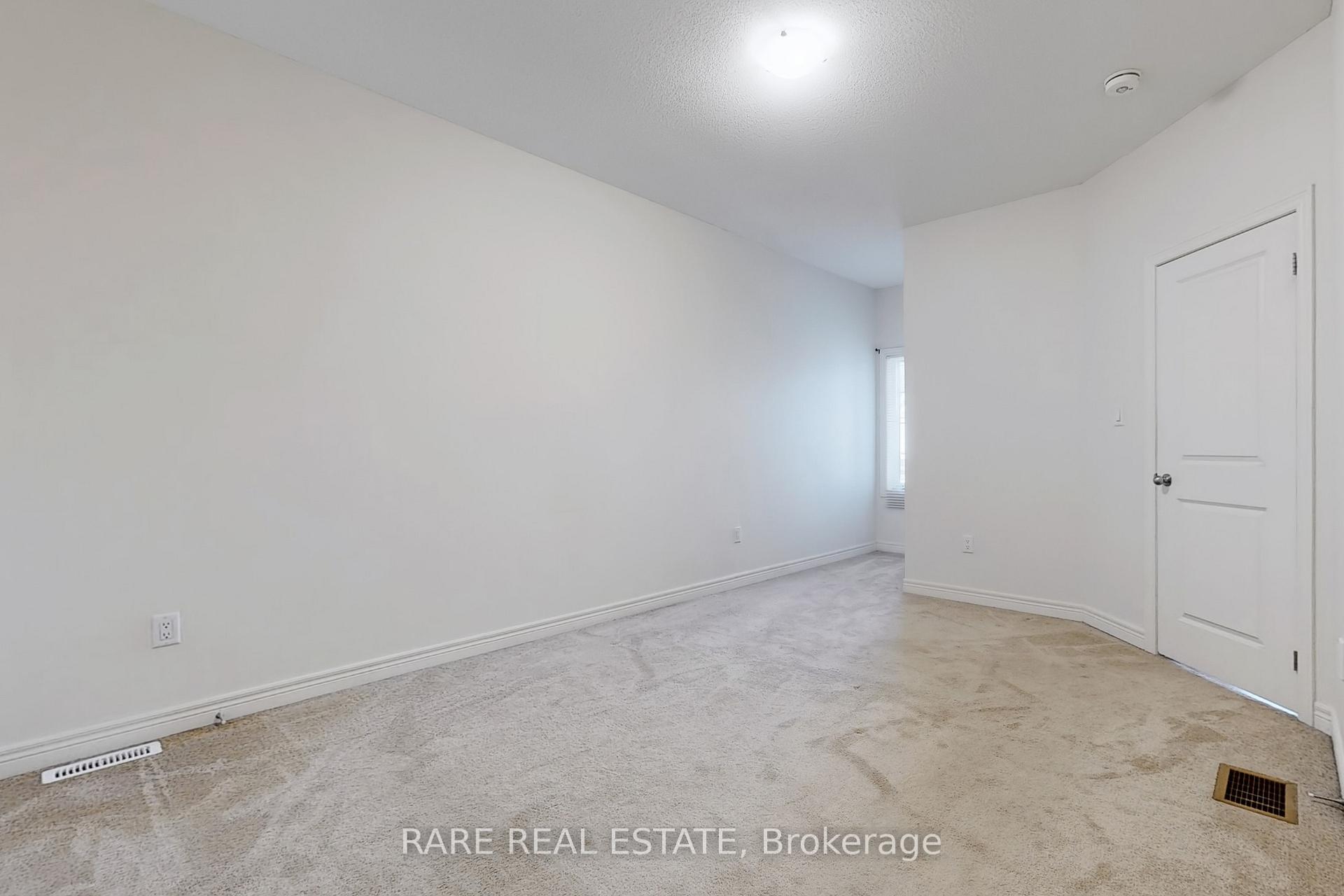 Photo 20 of 87 Fruitvale Circle, Brampton, Northwest Brampton — HOMEH